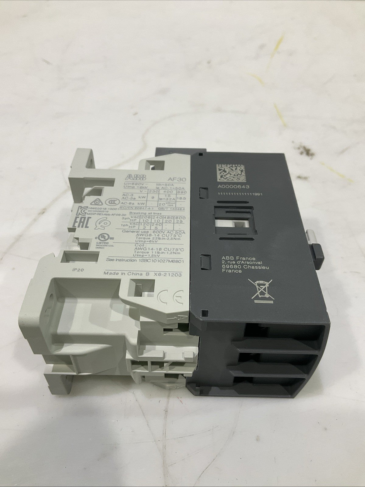 ABB  AF30-30-00-1100  1SBL277001R1100  CONTACTOR  COIL24 60VAC/DC  Q9W