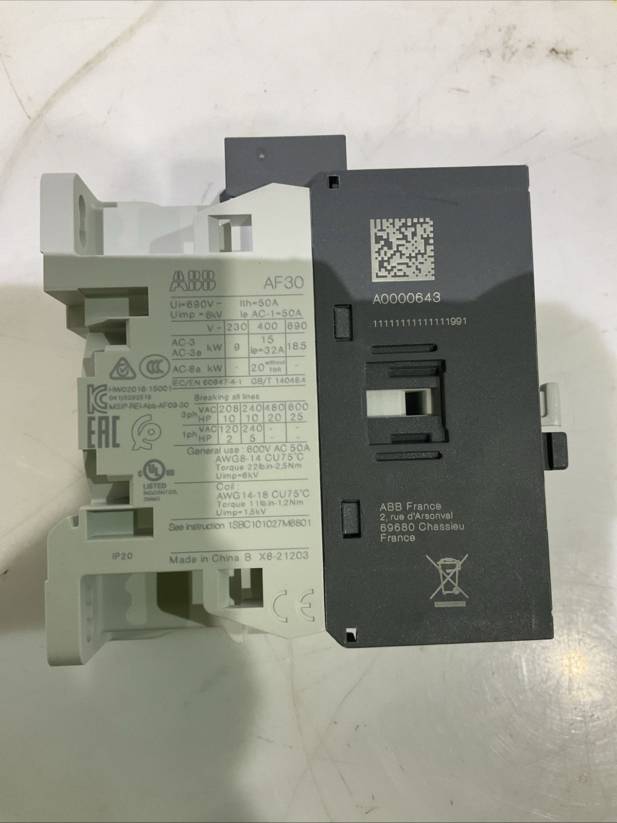 ABB  AF30-30-00-1100  1SBL277001R1100  CONTACTOR  COIL24 60VAC/DC  Q9W