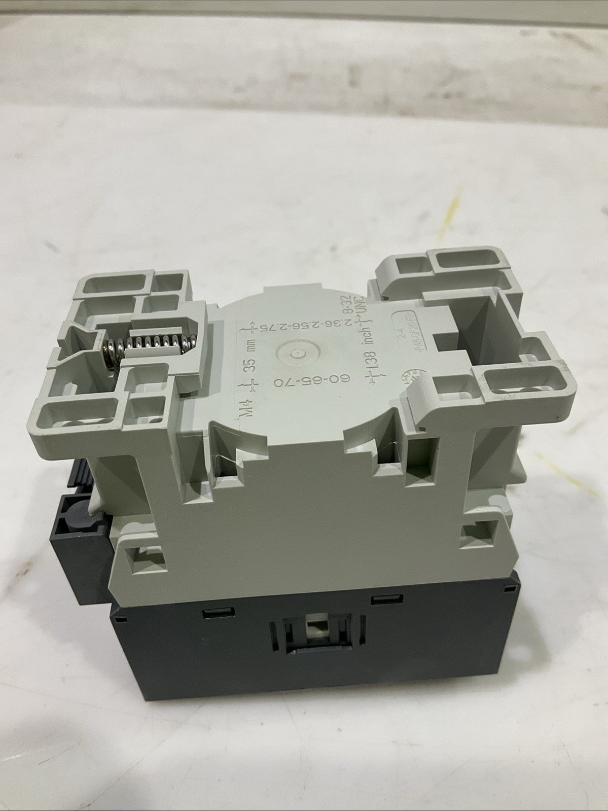 ABB  AF30-30-00-1100  1SBL277001R1100  CONTACTOR  COIL24 60VAC/DC  Q9W