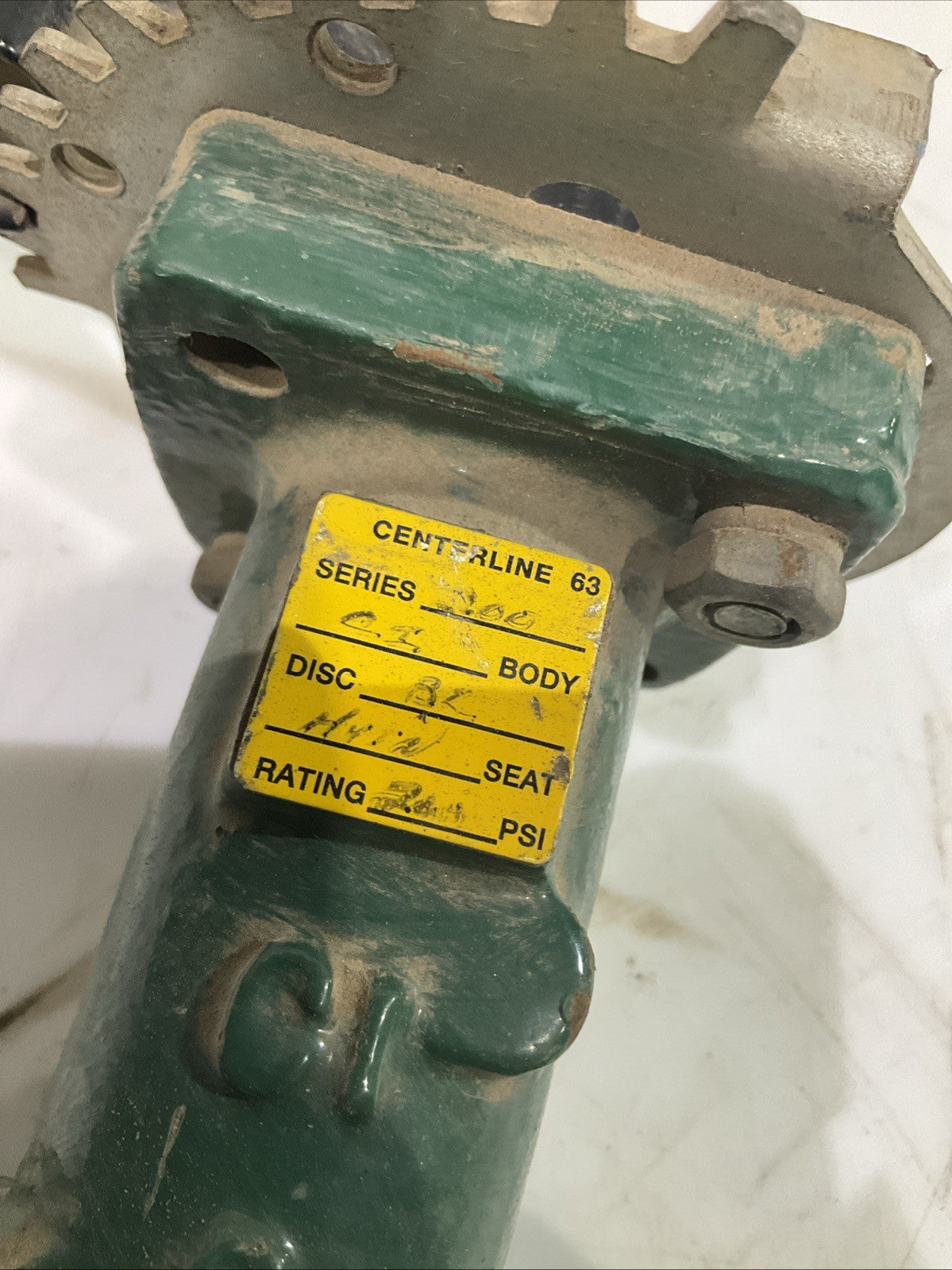 VELAN CENTERLINE 63 C954  CI BODY  200PSI 6" BUTTERFLY VALVE   V2M