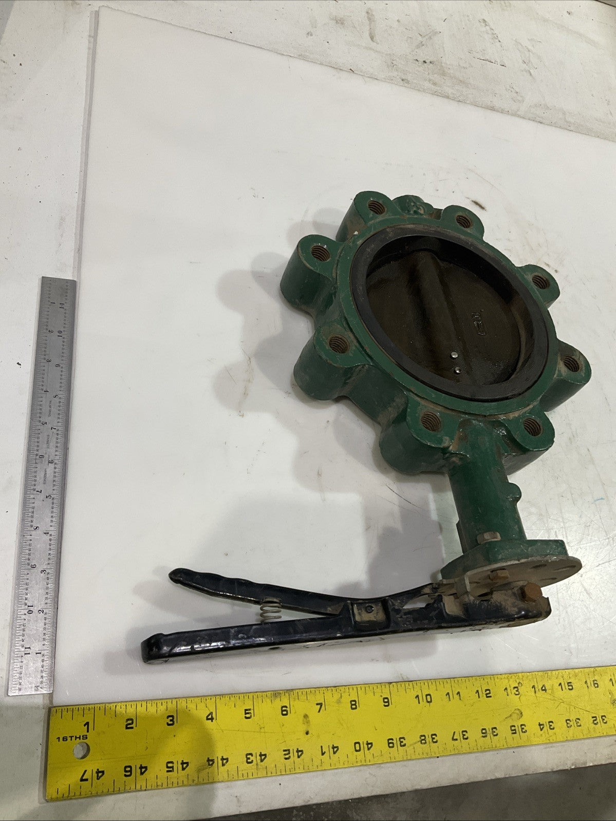 VELAN CENTERLINE 63 C954  CI BODY  200PSI 6" BUTTERFLY VALVE   V2M