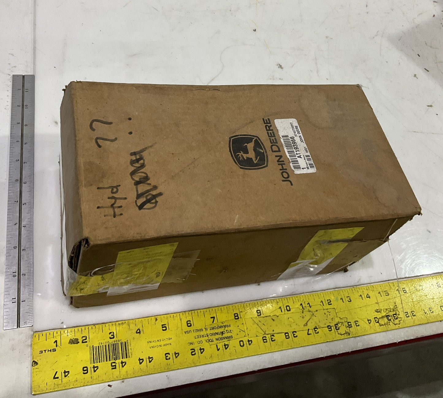 JOHN DEERE   AT193966  HYDRAULIC OIL  FILTER  LOT OF 2  Q9W