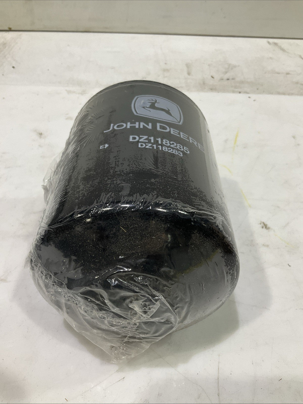 JOHN  DEERE   DZ118283  OIL CHANGE FILTER  KIT  LOT OF 2  Q9W