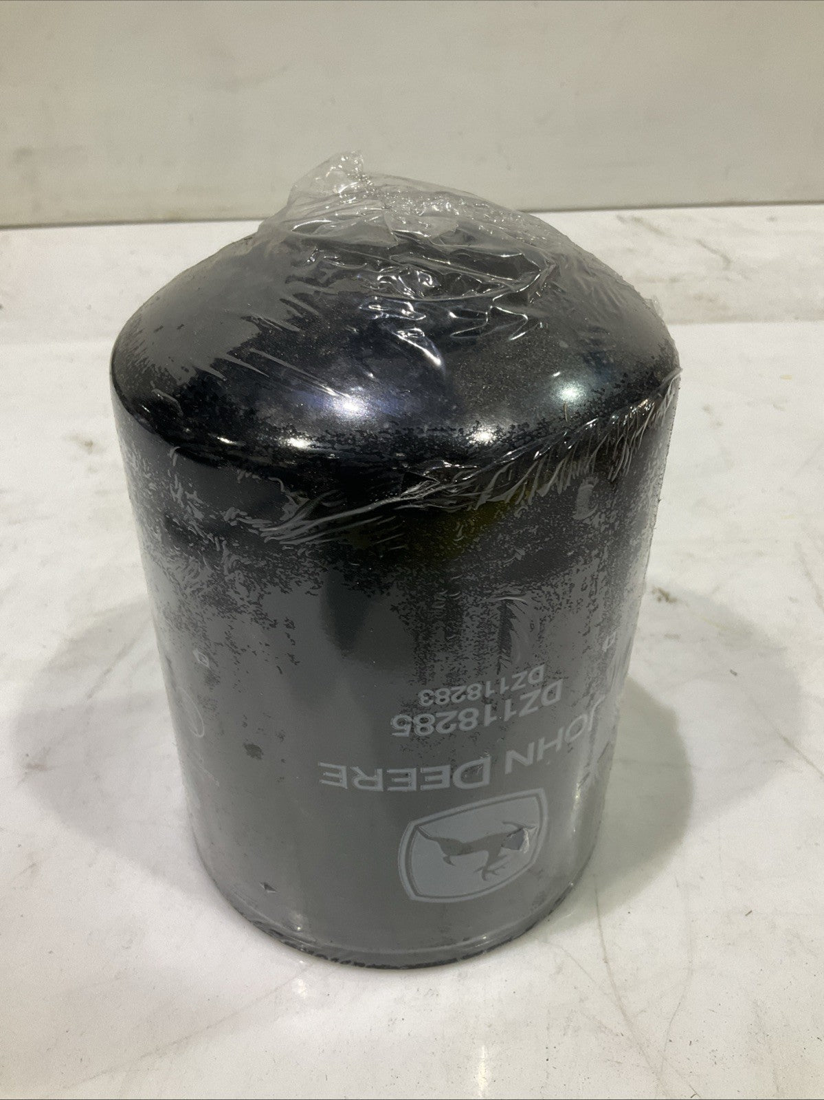 JOHN  DEERE   DZ118283  OIL CHANGE FILTER  KIT  LOT OF 2  Q9W