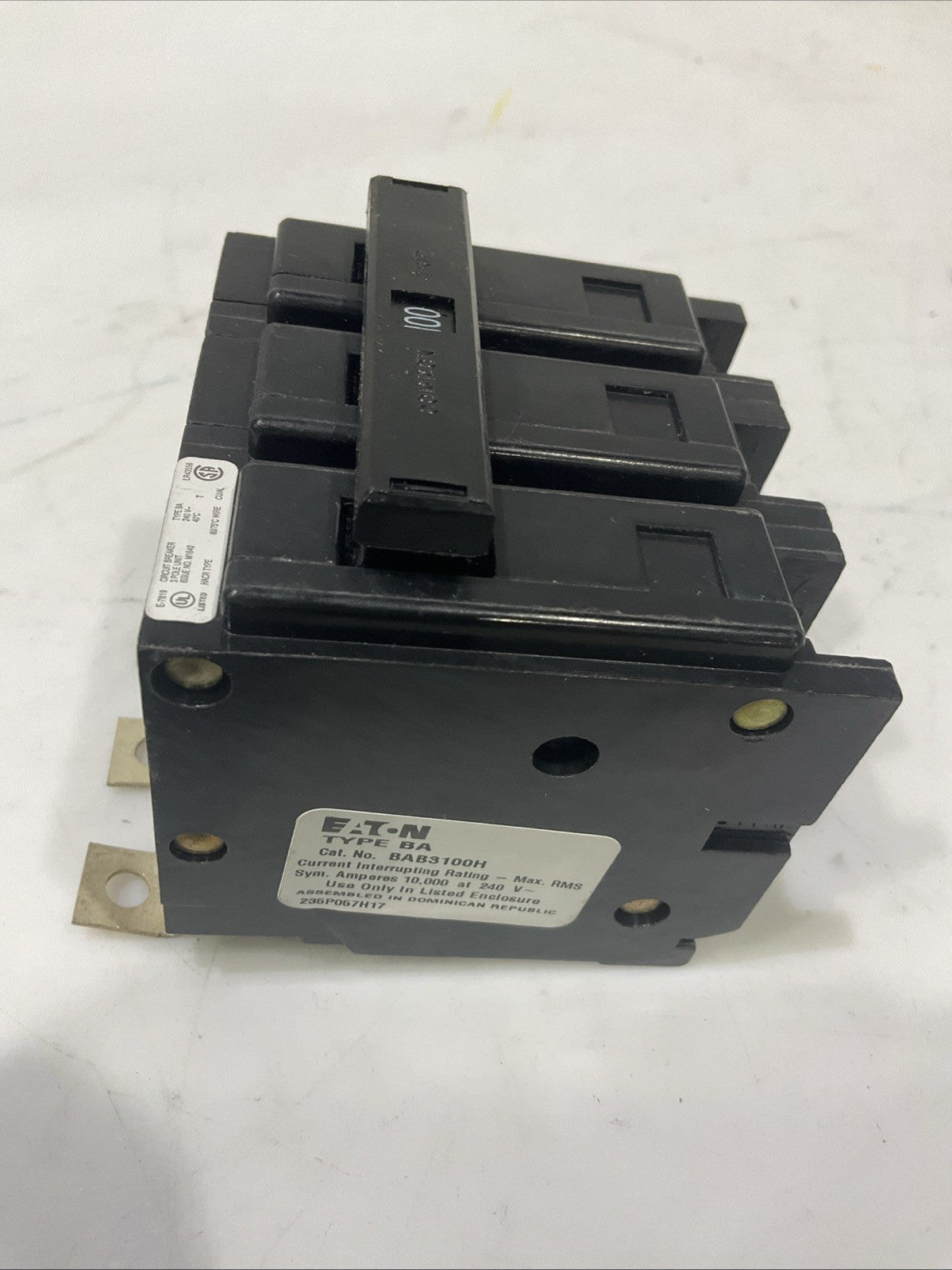 EATON  BAB3100H  100AMP   3POLE  CIRCUIT  BREAKER   H5P