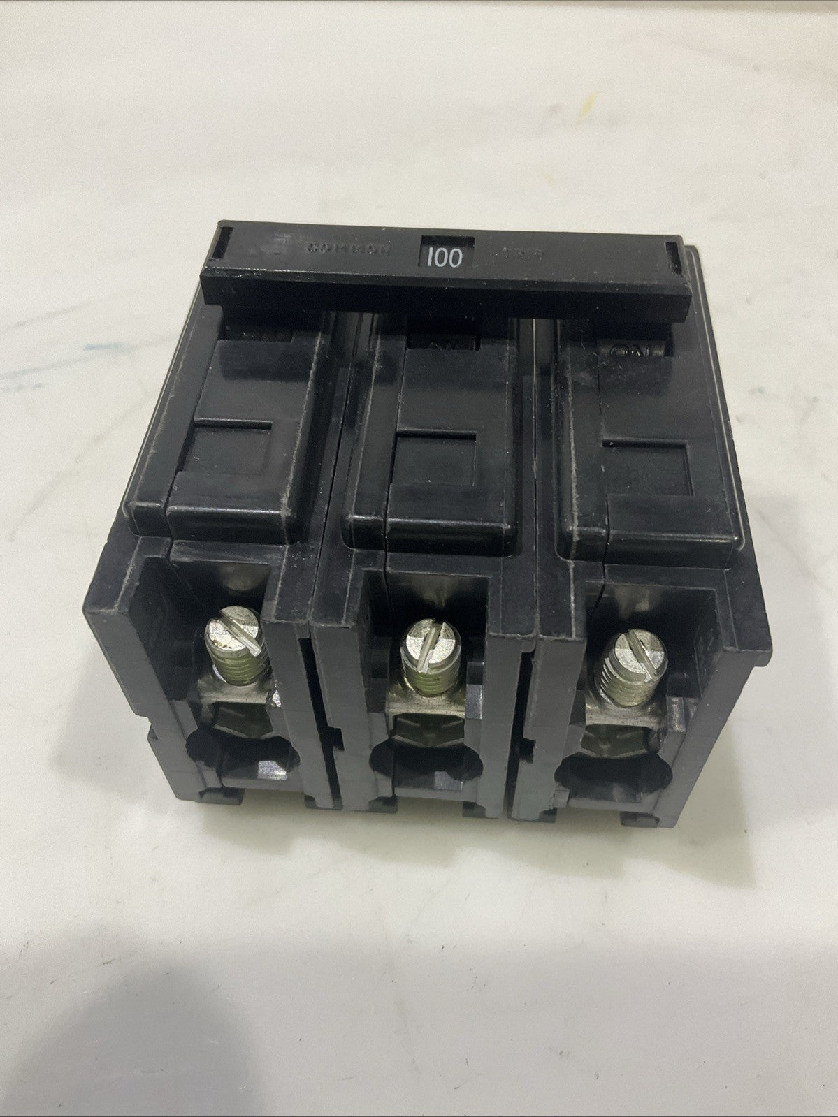 EATON  BAB3100H  100AMP   3POLE  CIRCUIT  BREAKER   H5P