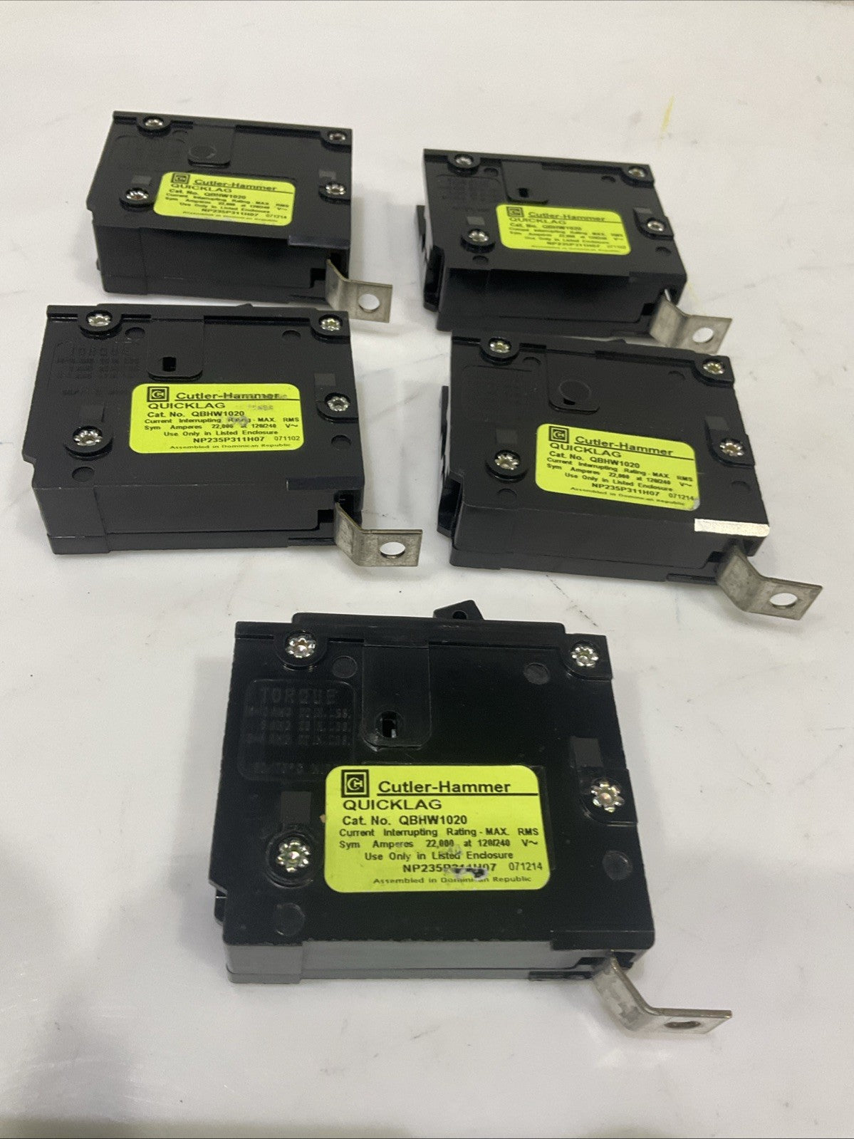 EATON CUTLER-HAMMER QBHW1020 22RMS 20A CIRCUIT BREAKER QUICKLAG  LOT OF 5 H5P