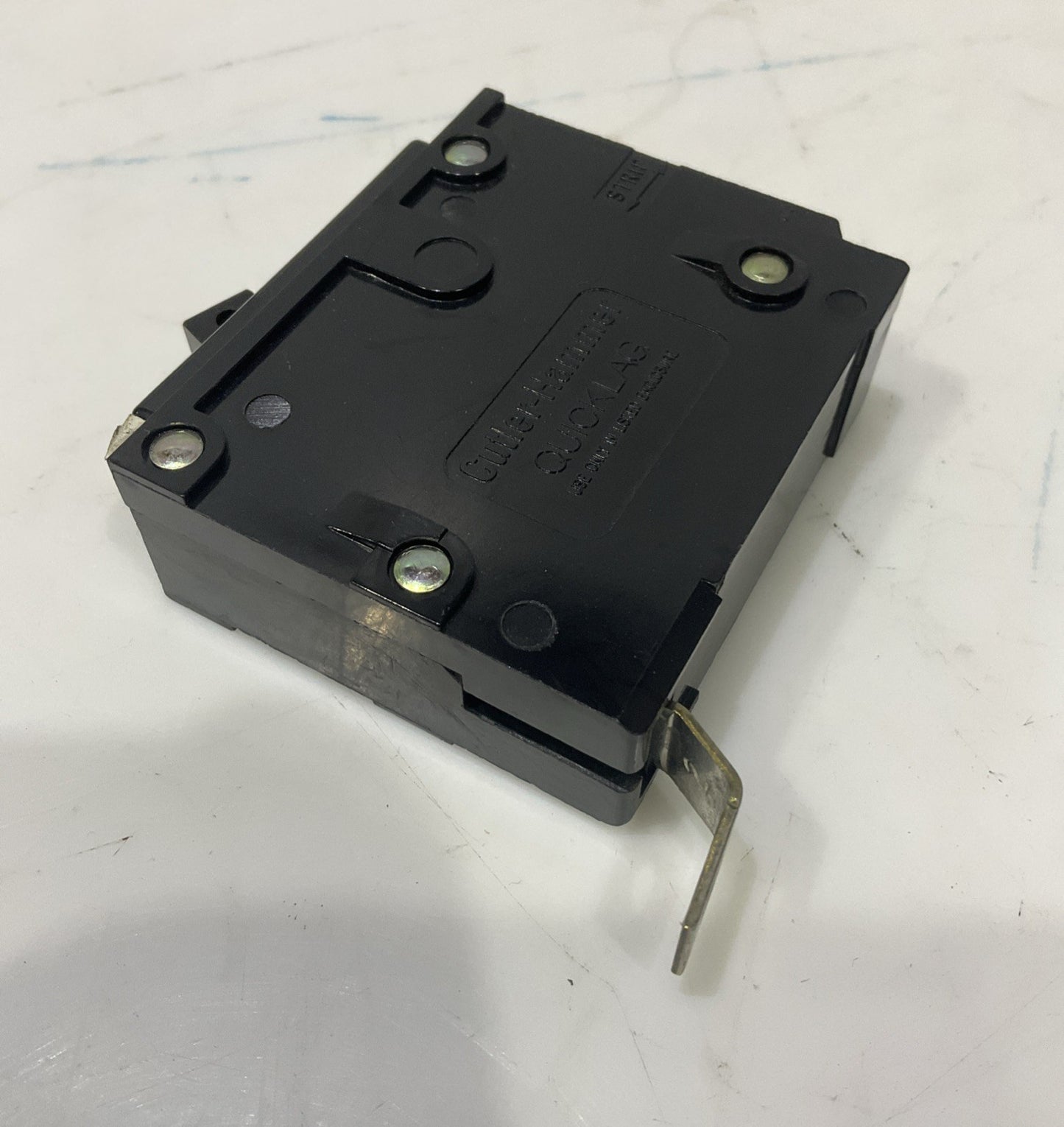 EATON CUTLER-HAMMER QBHW1020 22RMS 20A CIRCUIT BREAKER QUICKLAG  LOT OF 5 H5P