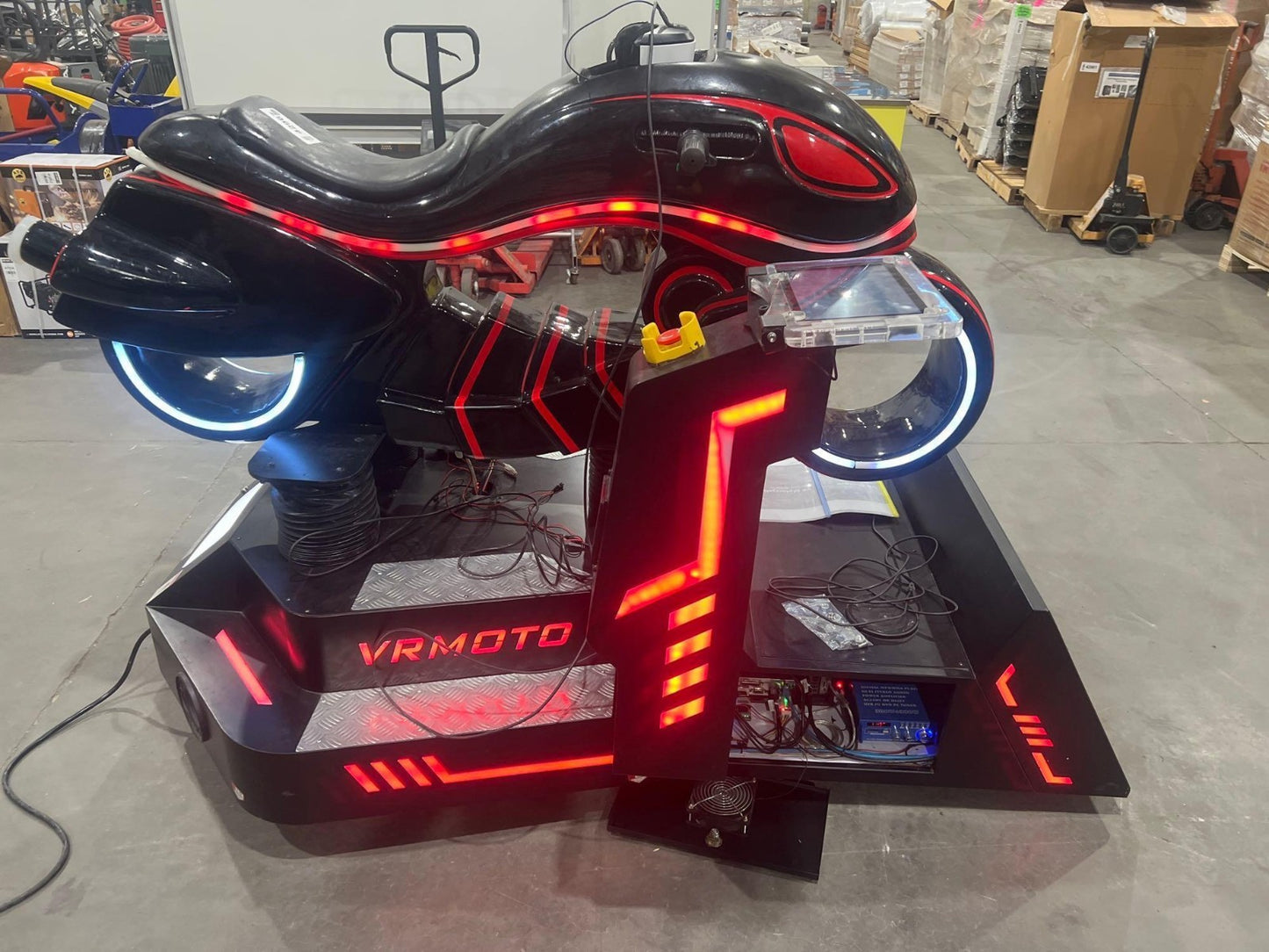 VIRTUAL REALITY VRMOTO MOTORCYCLE SIMULATOR WITH BILL ACCEPTOR