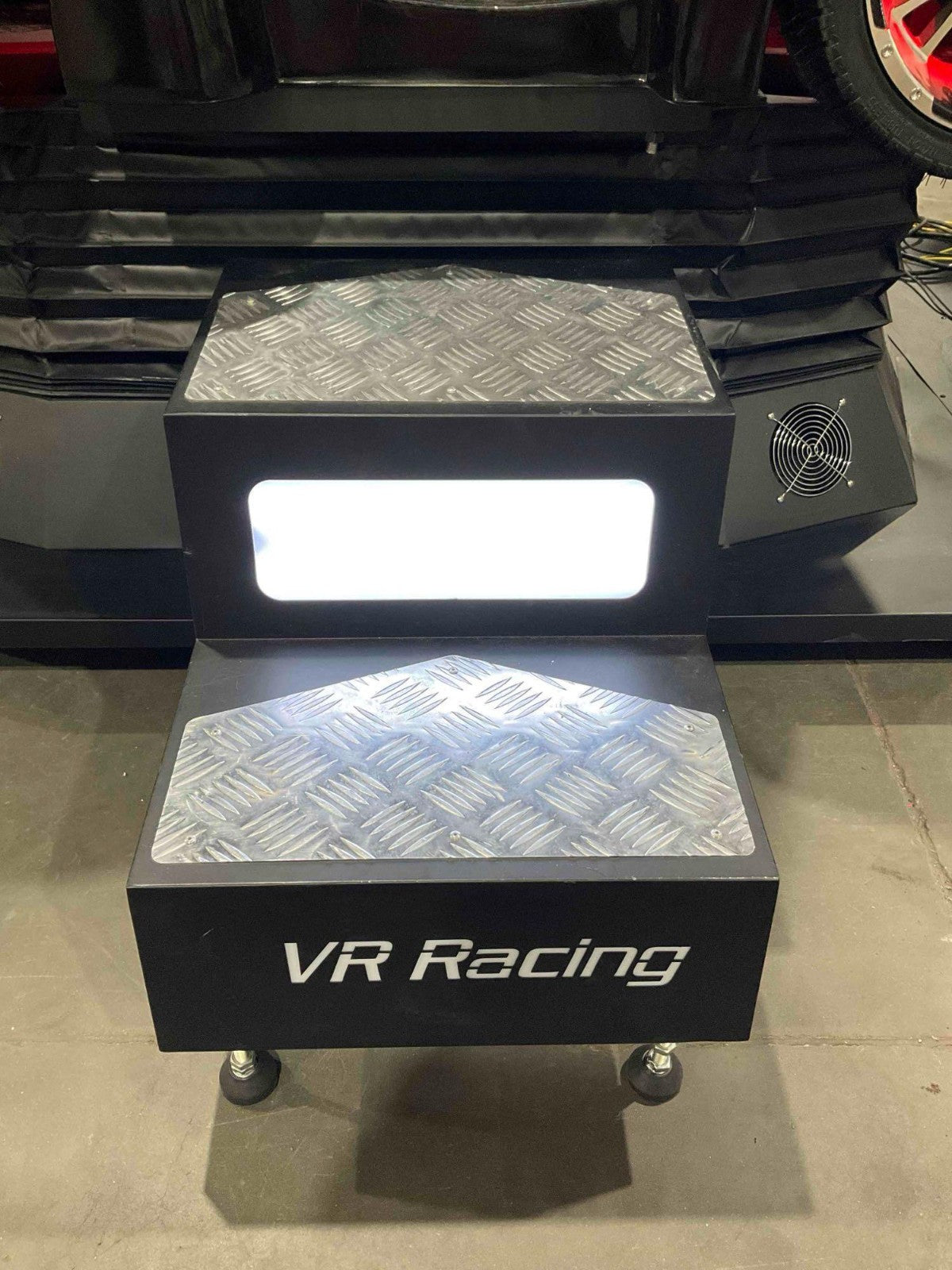 VIRTUAL REALITY VR RACING CAR SIMULATOR WITH BILL ACCEPTOR