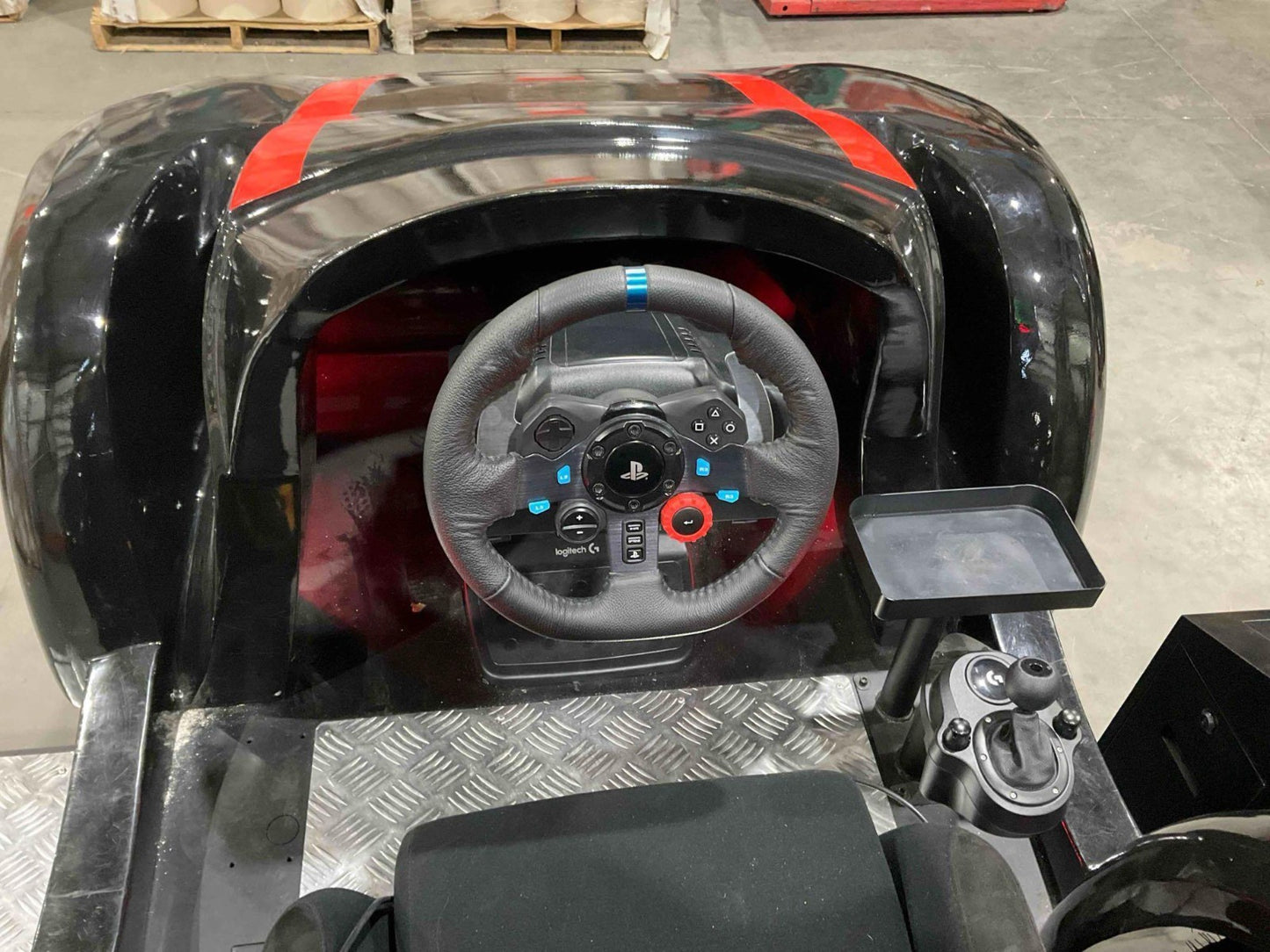 VIRTUAL REALITY VR RACING CAR SIMULATOR WITH BILL ACCEPTOR