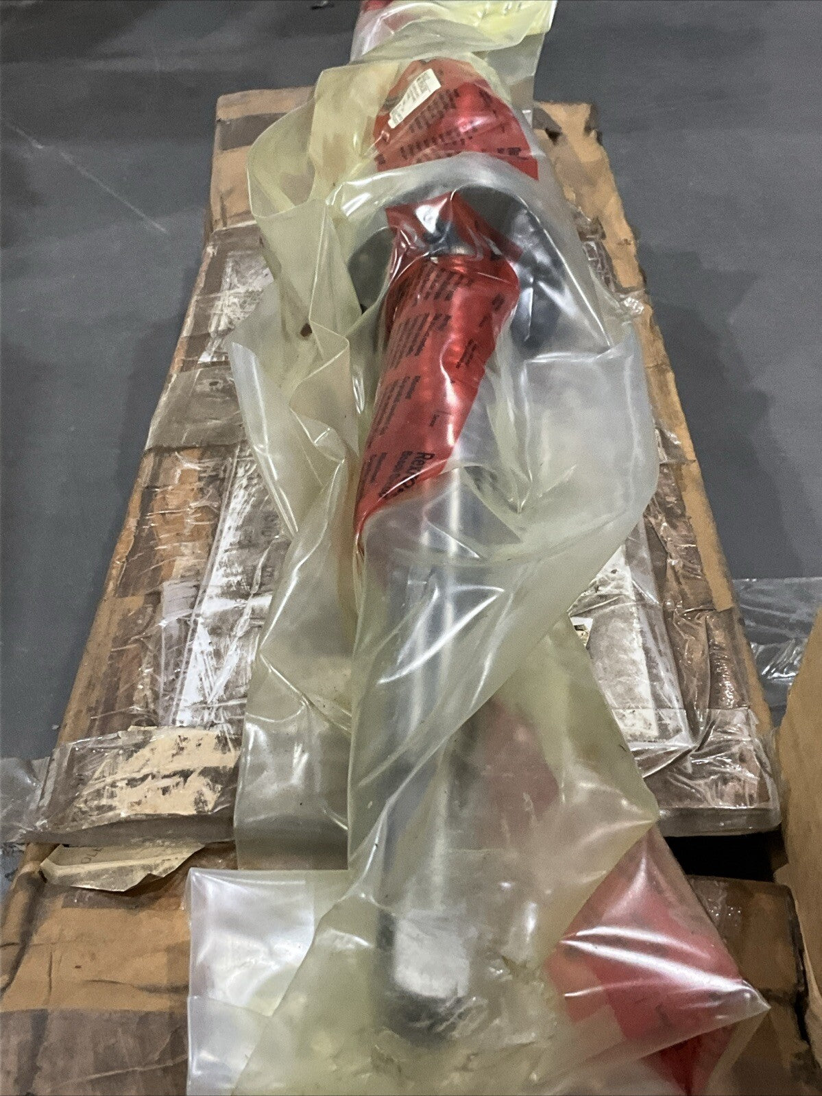 REXROTH R15104E280 BALL SCREW 40X10RX6
