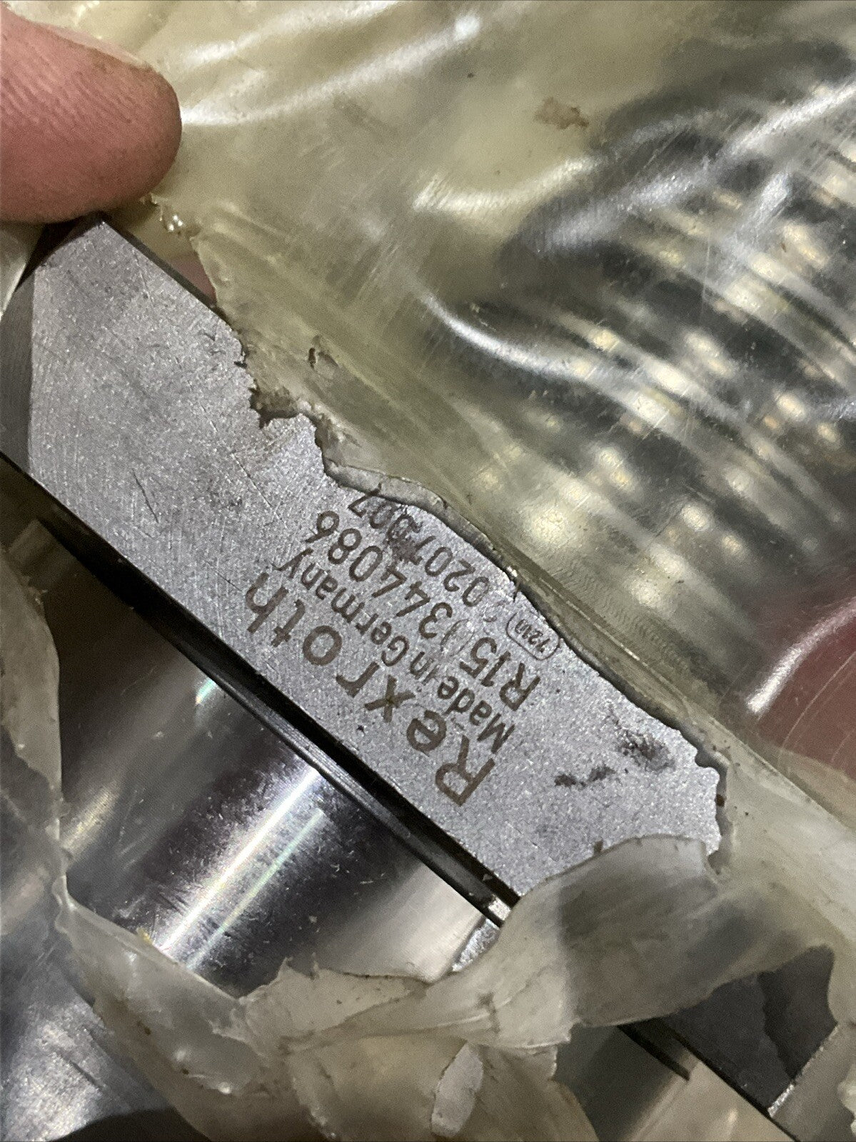 REXROTH R15104E280 BALL SCREW 40X10RX6