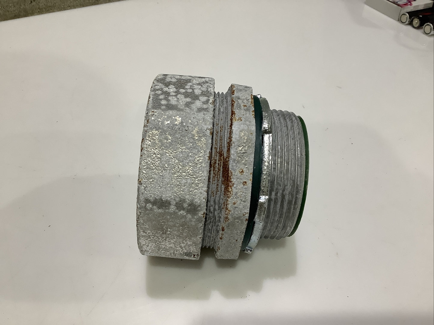 STEEL ELECTRIC SLT33T LIQUIDTIGHT CONNECTOR INSULATED 2-1/2IN - QTY 10 ECH