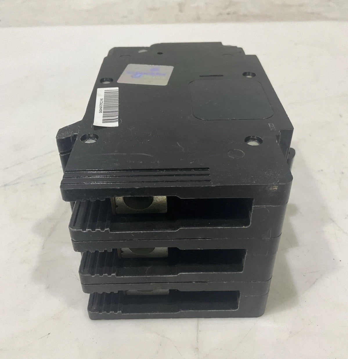 SQUARED-D  EJB34070   70A 3POLE  CIRCUIT BREAKER   480Y/277V 50/60HZ   H5P