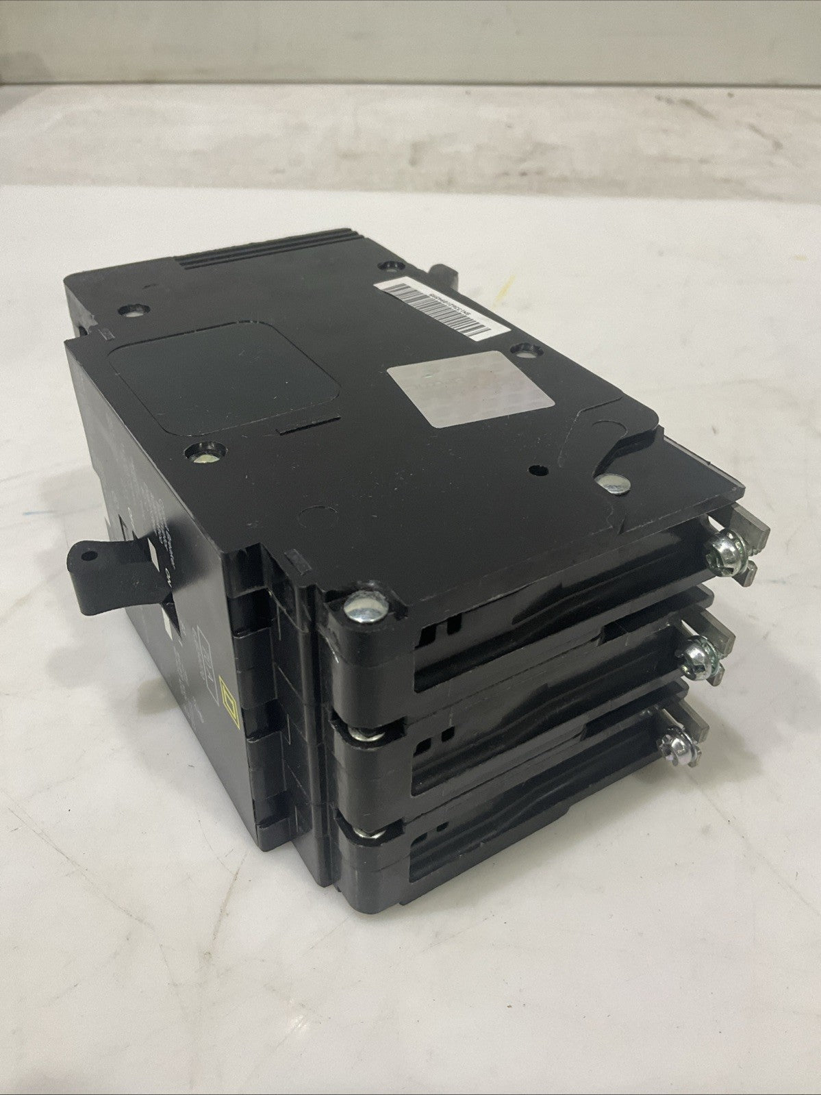 SQUARED-D  EJB34070   70A 3POLE  CIRCUIT BREAKER   480Y/277V 50/60HZ   H5P