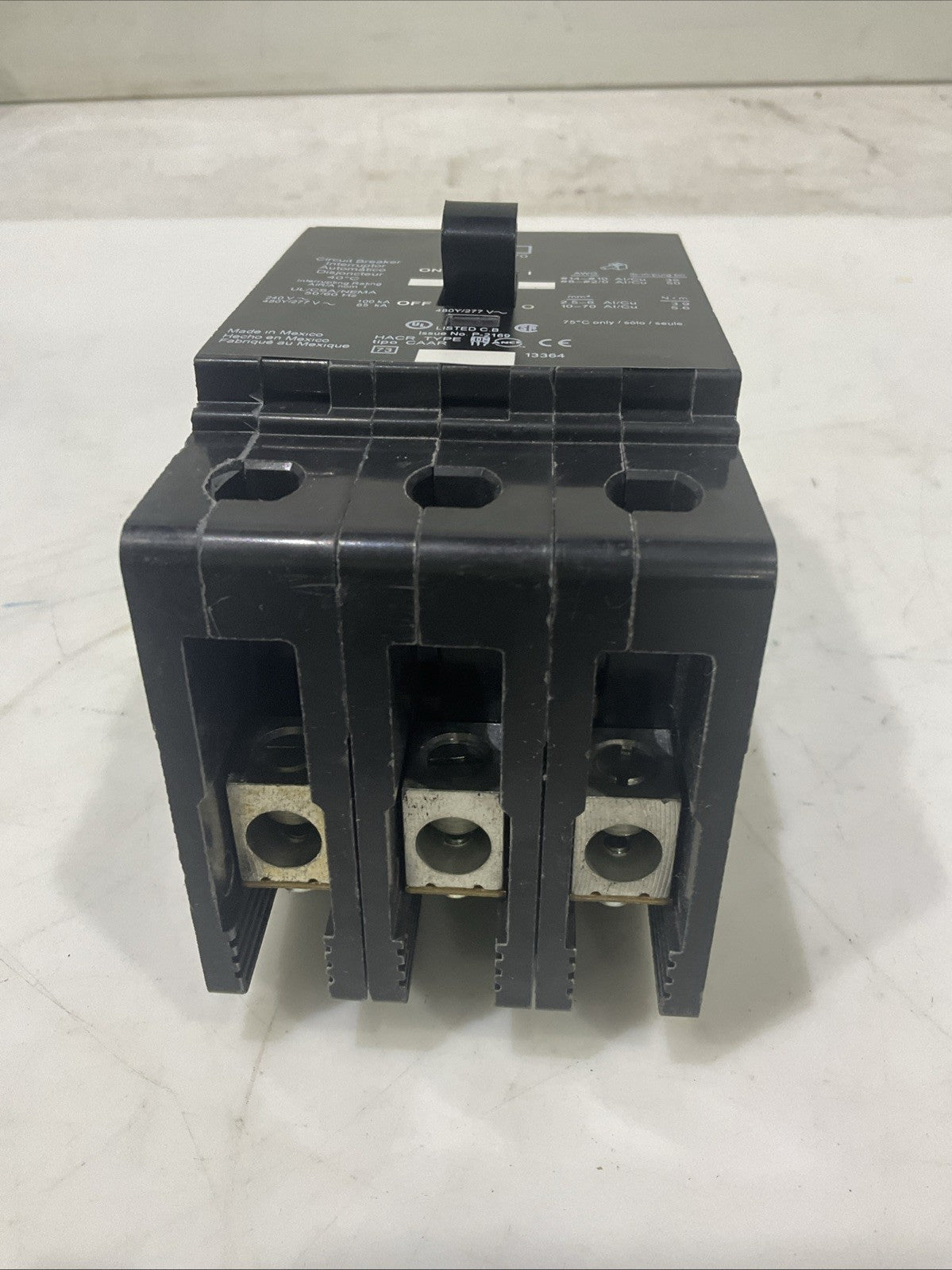 SQUARED-D  EJB34070   70A 3POLE  CIRCUIT BREAKER   480Y/277V 50/60HZ   H5P