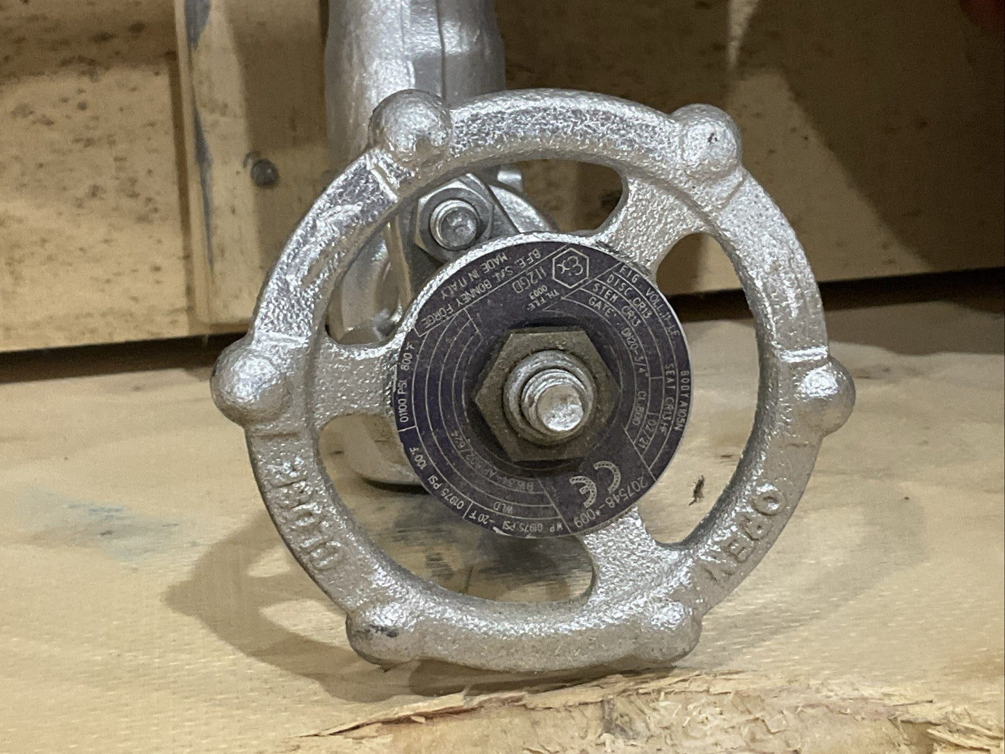 BONNEY FORGE 6" 600LB GATE VALVE RF CS  WCB