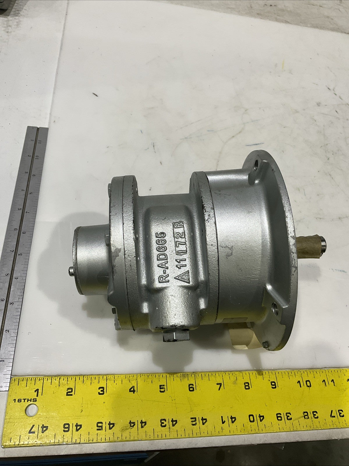 GAST  6AM-NRV-11A   AIR  MOTOR  3000RPM  R-AD665  H3C