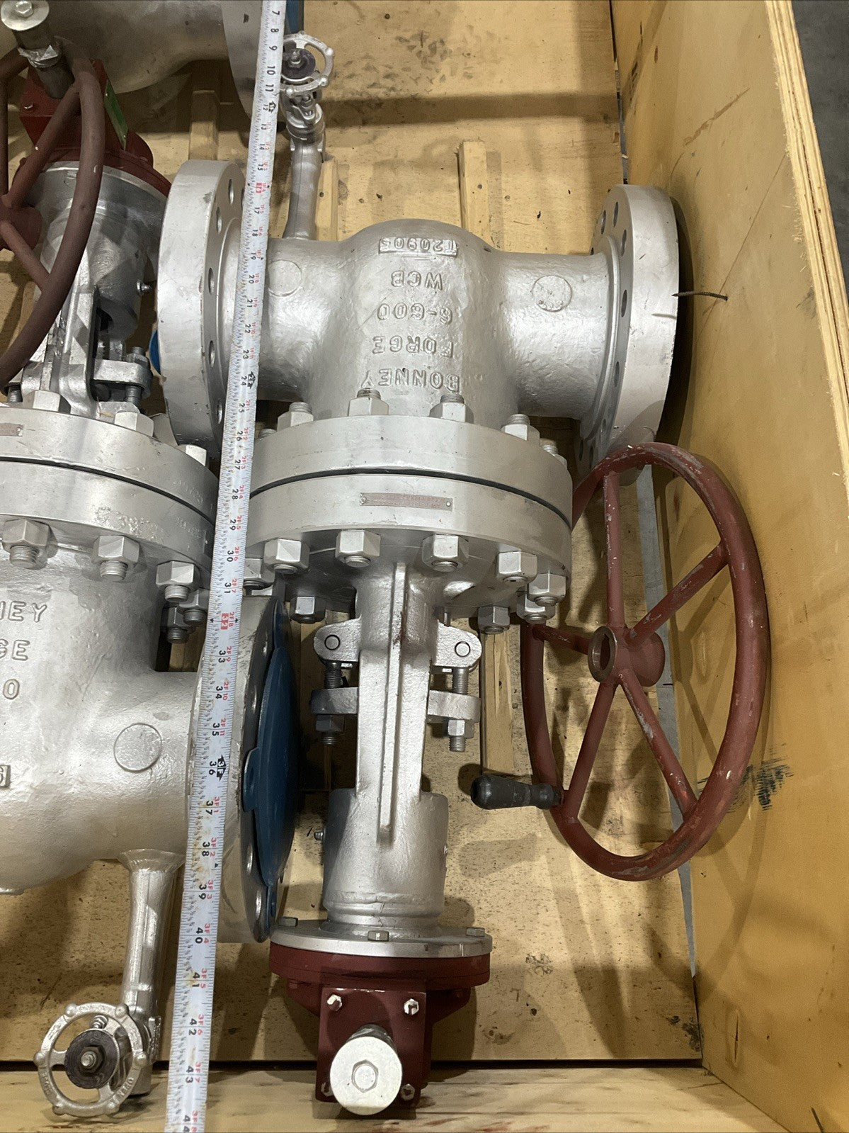 BONNEY FORGE 6" 600LB GATE VALVE RF CS WCB