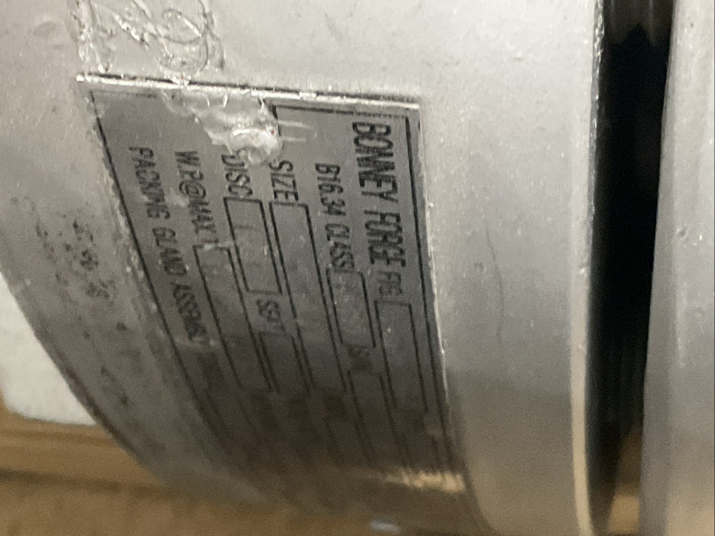 BONNEY FORGE 6" 600LB GATE VALVE RF CS WCB