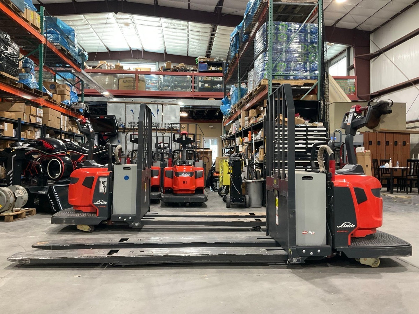 2024 Linde Electric Pallet Jack Model EWR40, 8,000 lb Cap.
