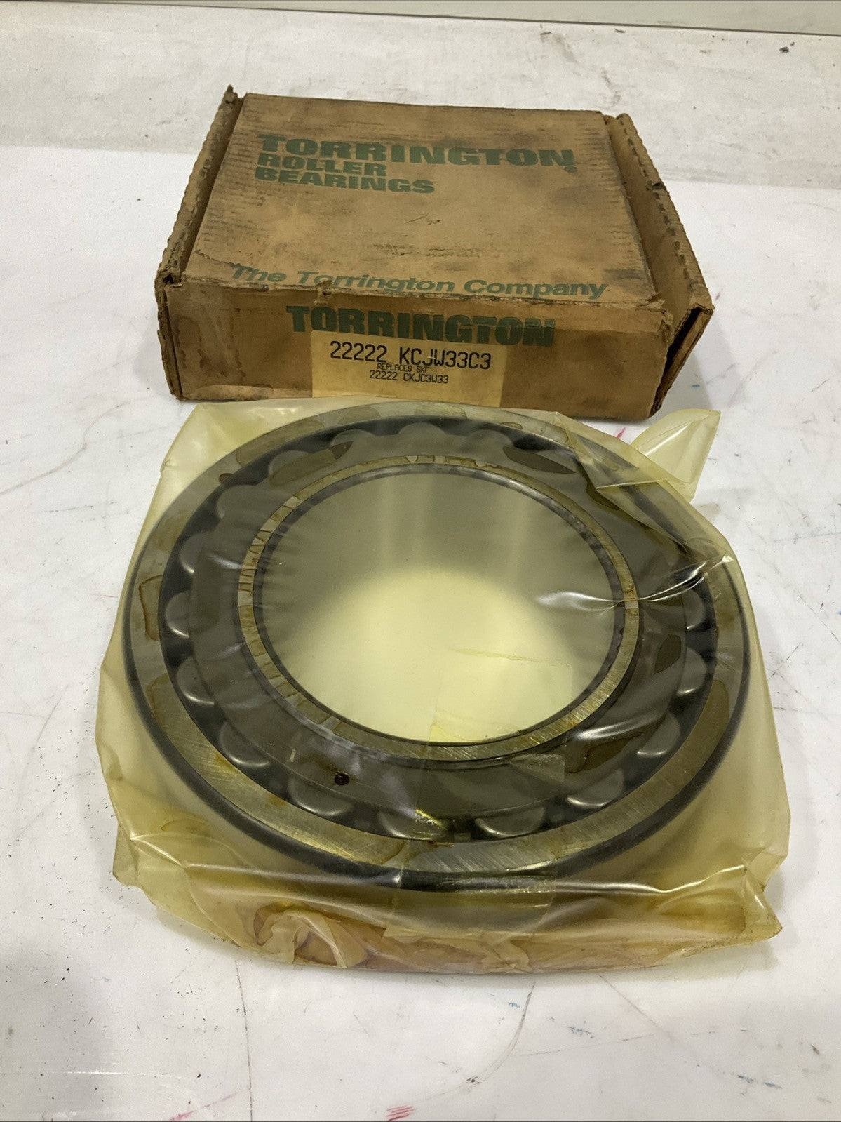 TORRINGTON   22222KCJW33C3  DOUBLE  ROW  SPHERICAL  ROLLER  BEARING  H3C