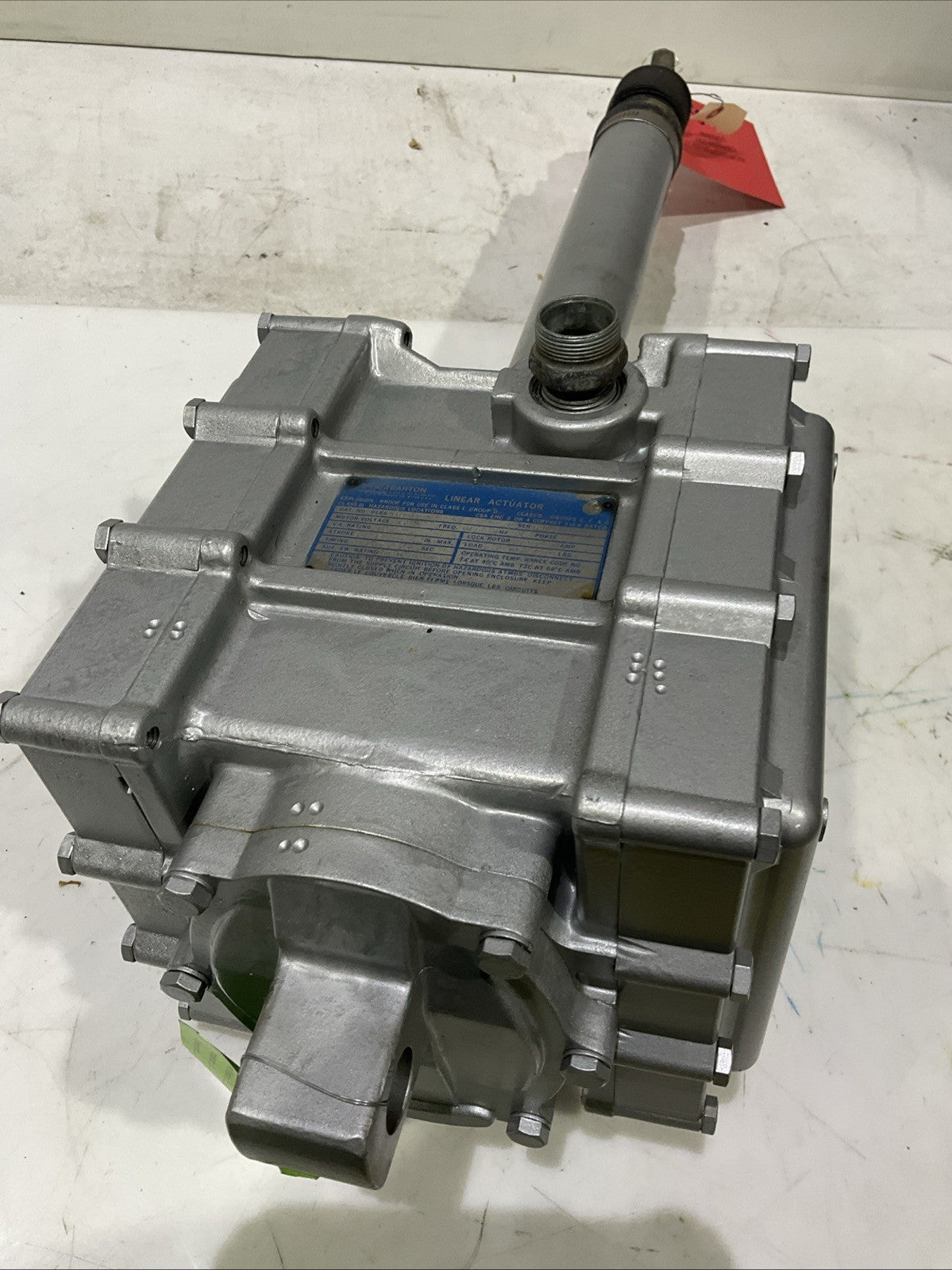 ITT-BARTON   DL66   INDUSTRIAL  LINER  ACTUATOR  H3C