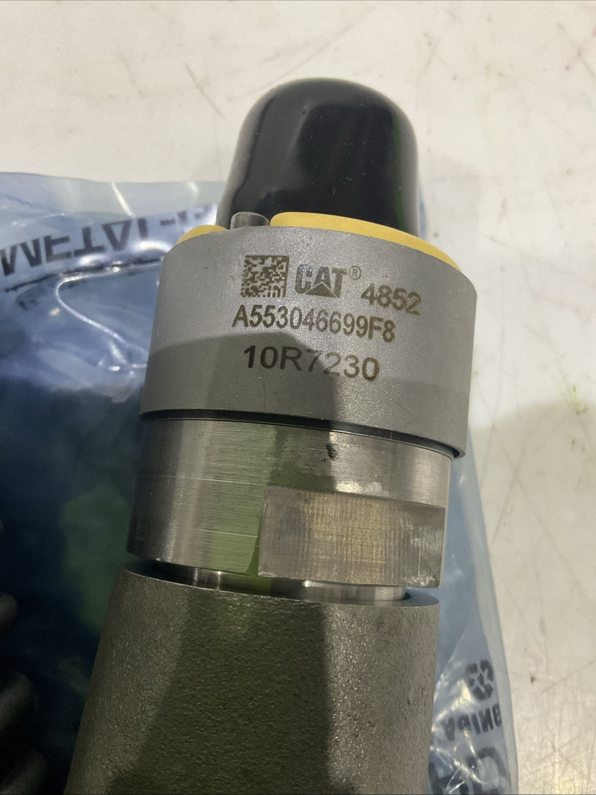 CAT - CATERPILLAR   10R-7230  REMAN  FUEL  INJECTOR   J5A7