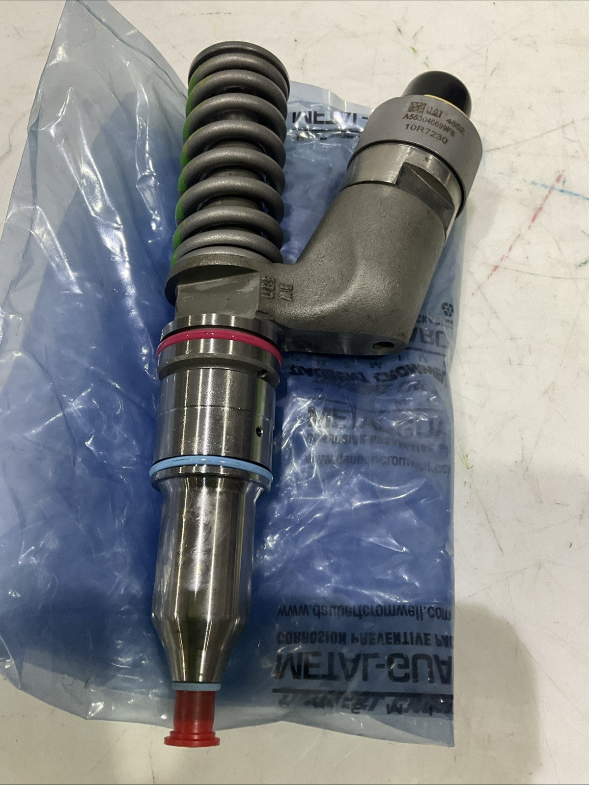 CAT - CATERPILLAR   10R-7230  REMAN  FUEL  INJECTOR   J5A7