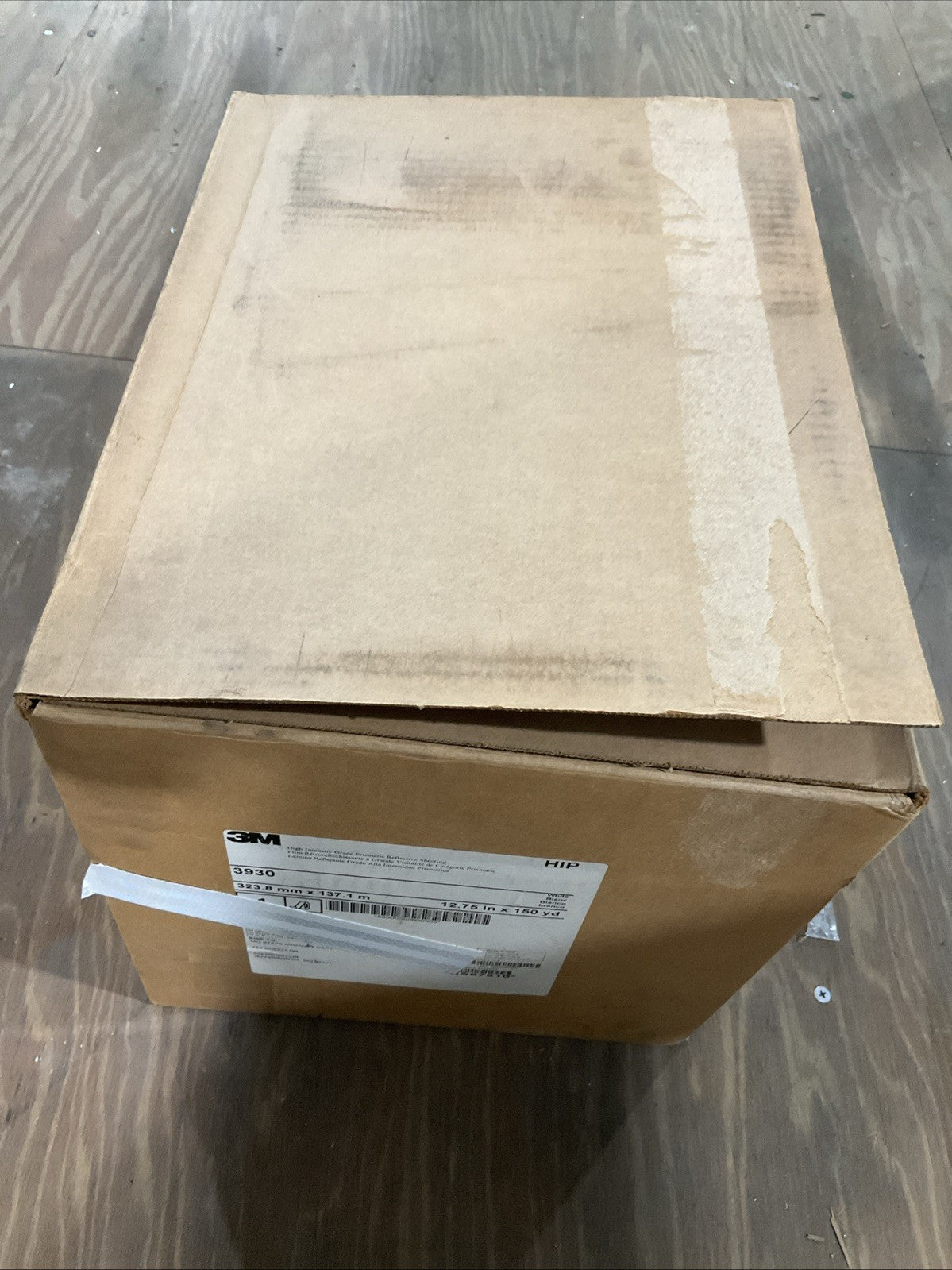 3M  3930   WHITE  FILM REFLECTIVE  TYPE    323.8MM X 137.1M  12.75IN X 150YD