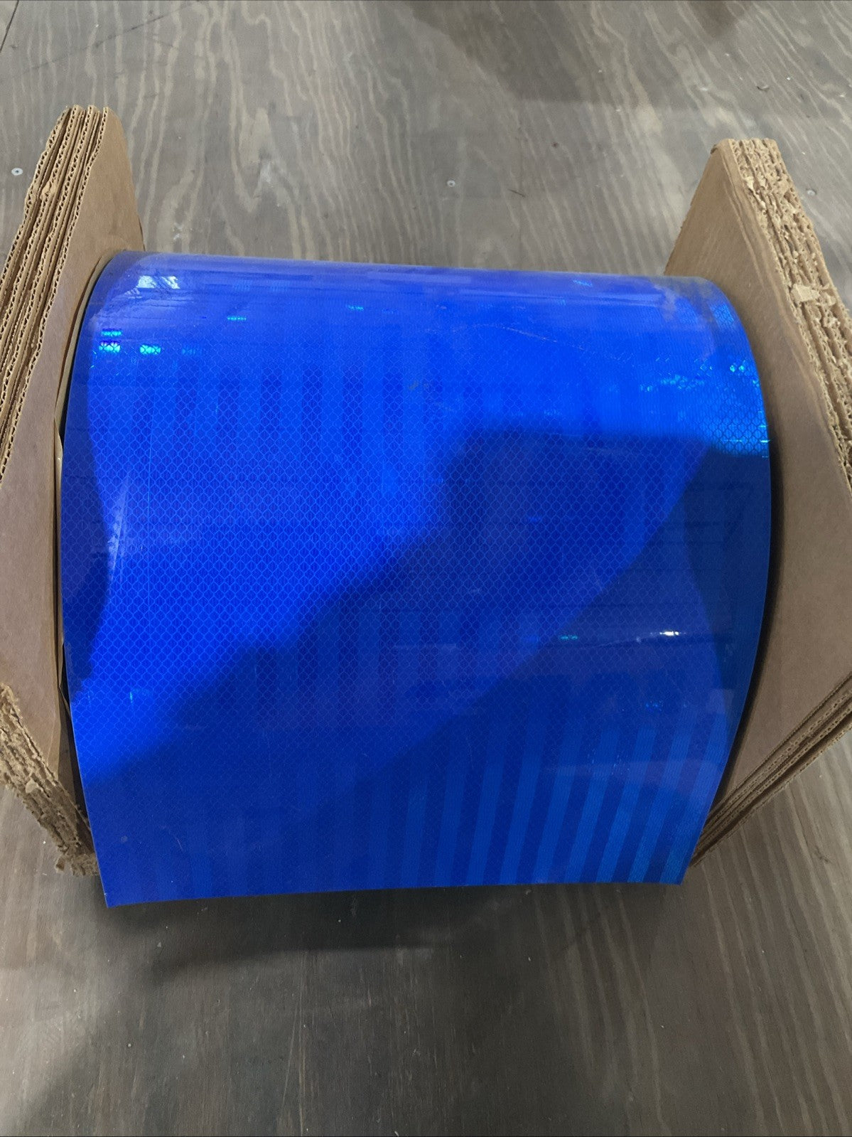 3M  3935 BLUE  FILM  REFLECTIVE TYPE  323.8MM X 137.1M  12.75IN X 130YD
