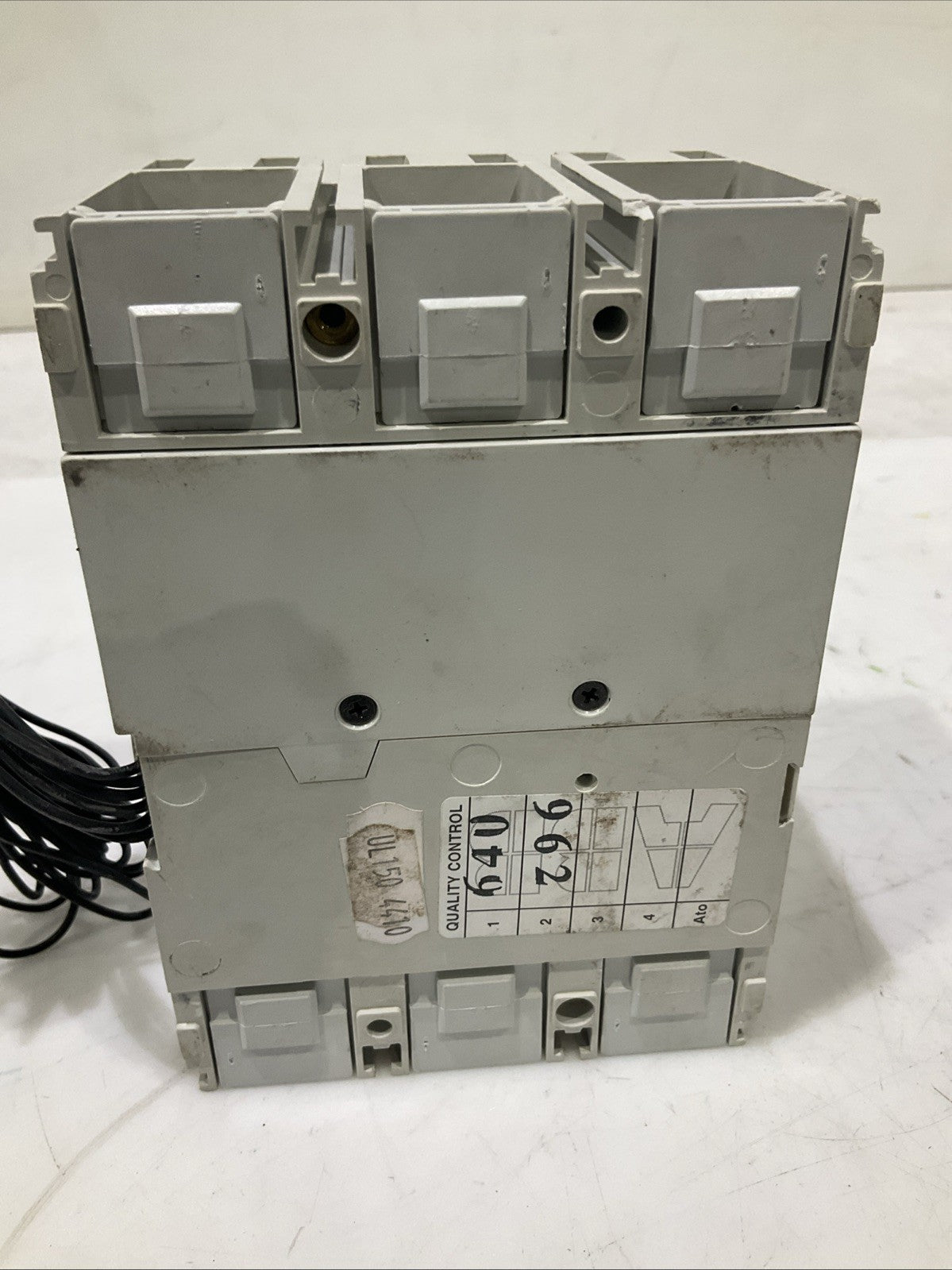 ABB SACE TMAX T3N CIRCUIT BREAKER  150A 3 POLE AUX SWITCH T3N150 U3S