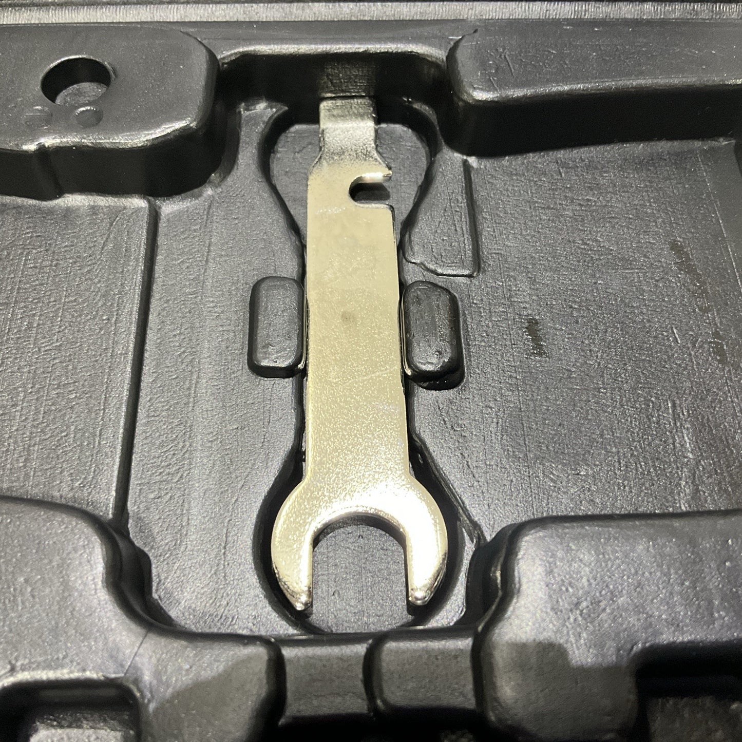 RIVET KING RK-20 RIVET GUN 3/16 IN MAX 1/4 IN NUT HAND 2 IN 1 COMB RIVET NUT T2M
