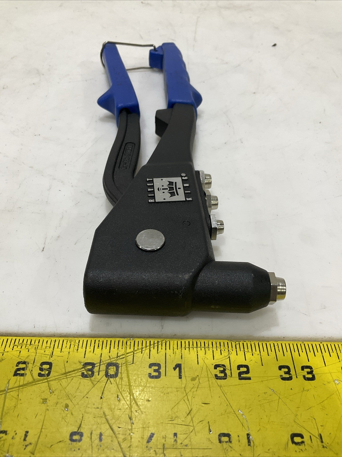 RIVET KING RK-20 RIVET GUN 3/16 IN MAX 1/4 IN NUT HAND 2 IN 1 COMB RIVET NUT T2M