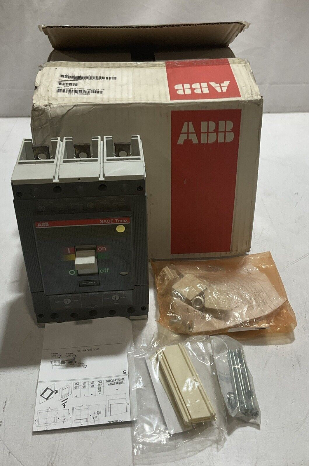 ABB SACE TMAX T5 N 400 MOLDED CASE CIRUIT BREAKER 3 P U3S