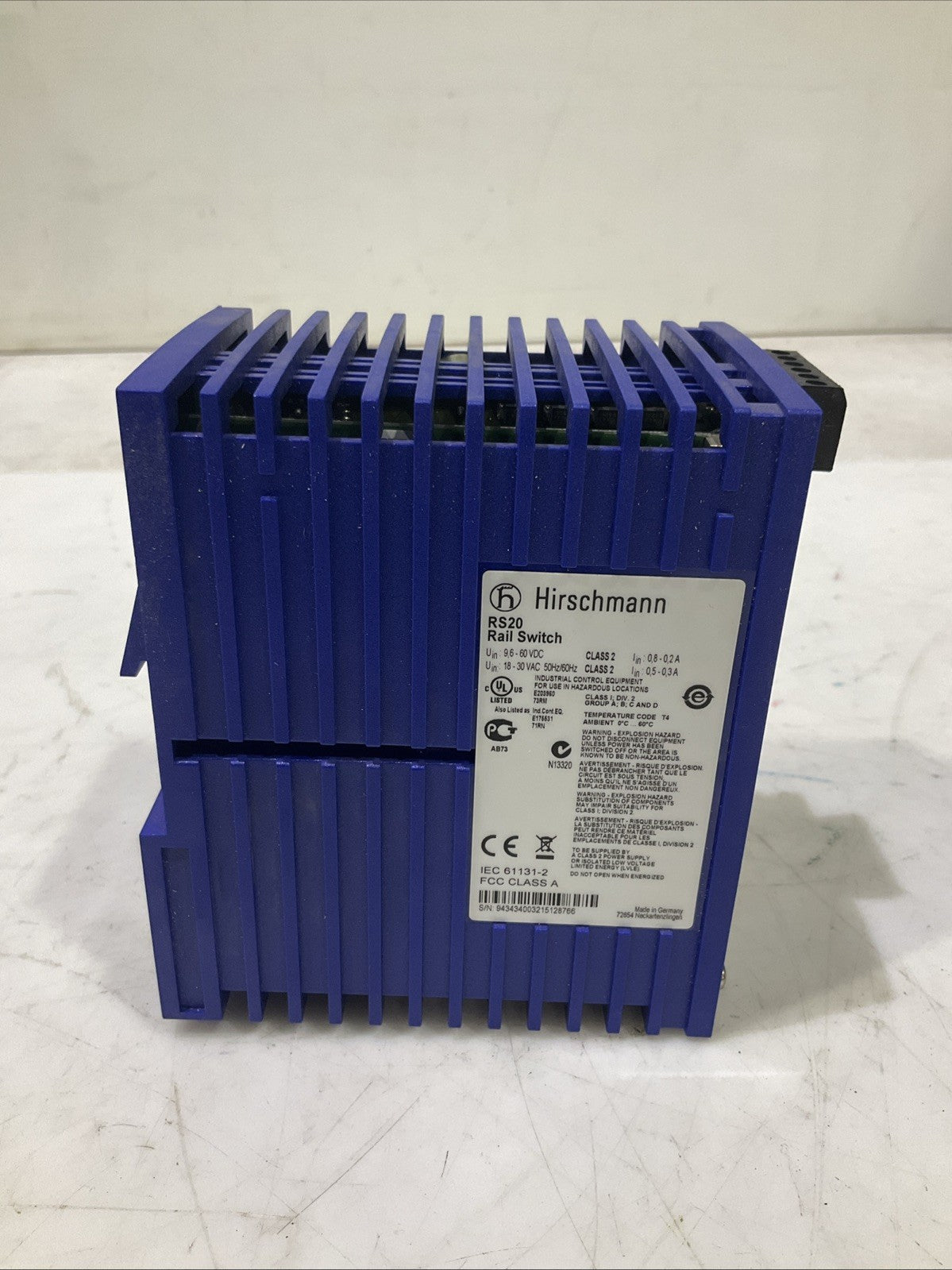 HIRSCHMANN   RS20  RAIL SWITCH   B9S