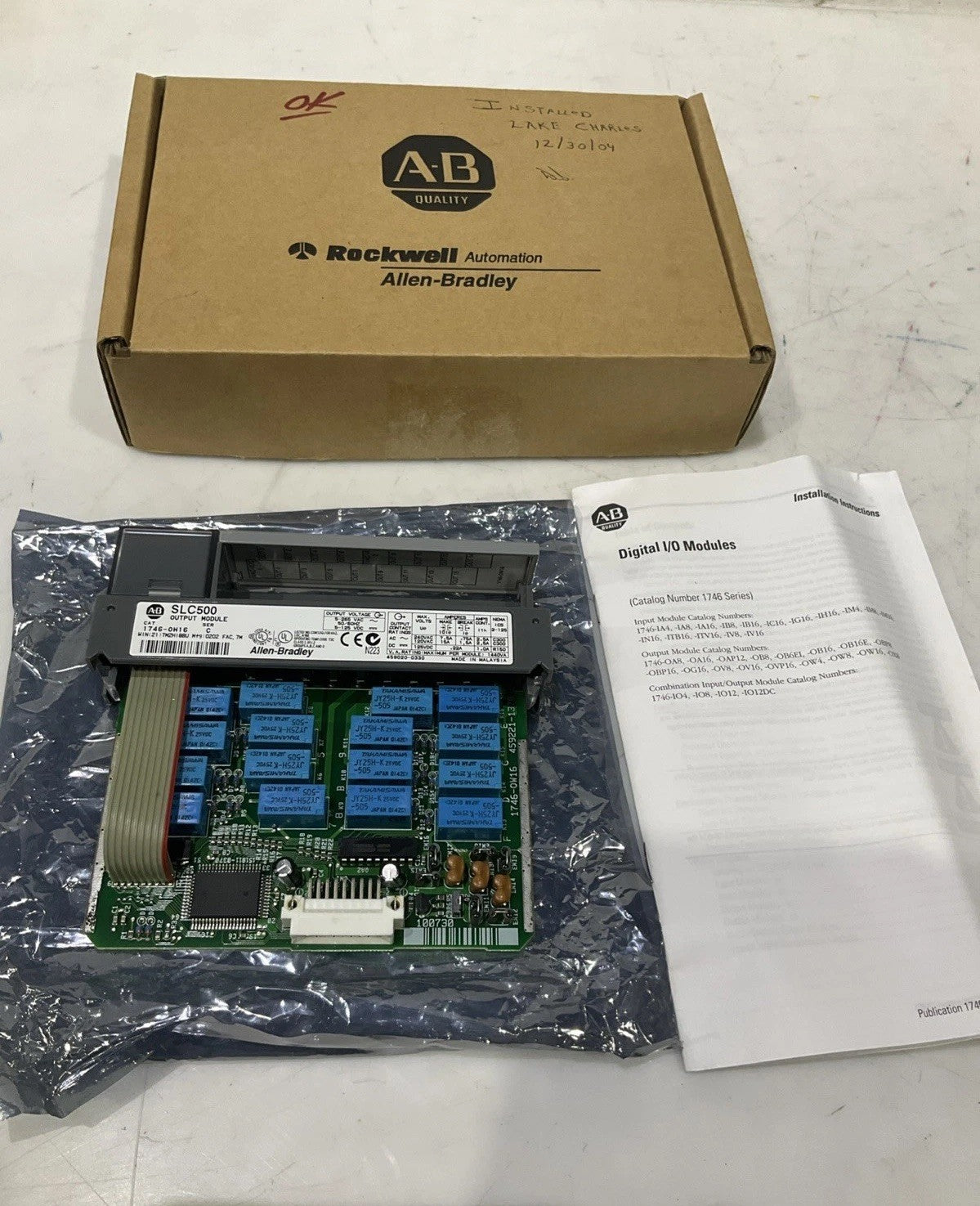 A-B -CAT   1746-OW16    SLC500  SER-C   I/0  OUTPUT MODULE  B9S