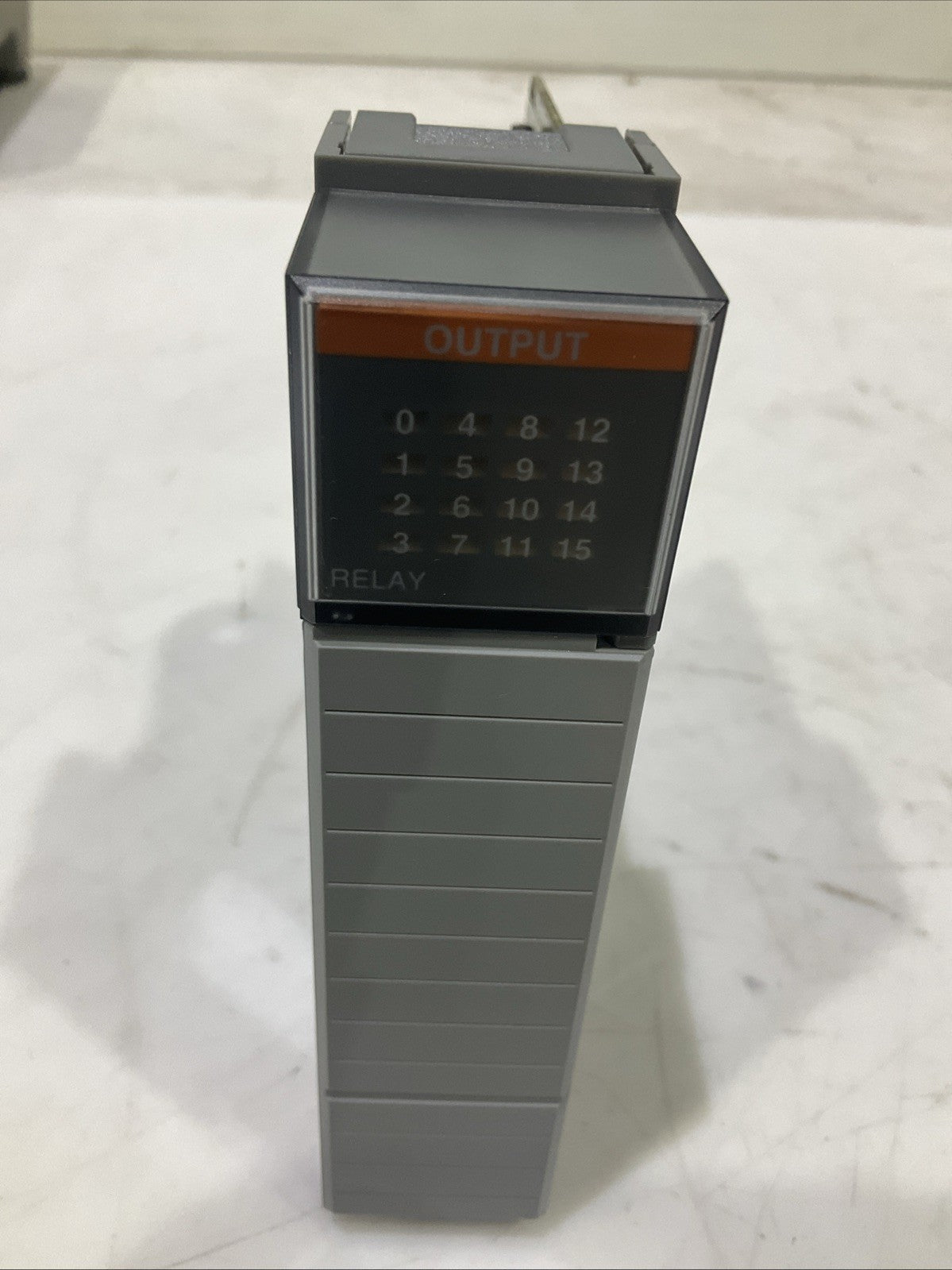 A-B -CAT   1746-OW16    SLC500  SER-C   I/0  OUTPUT MODULE  B9S