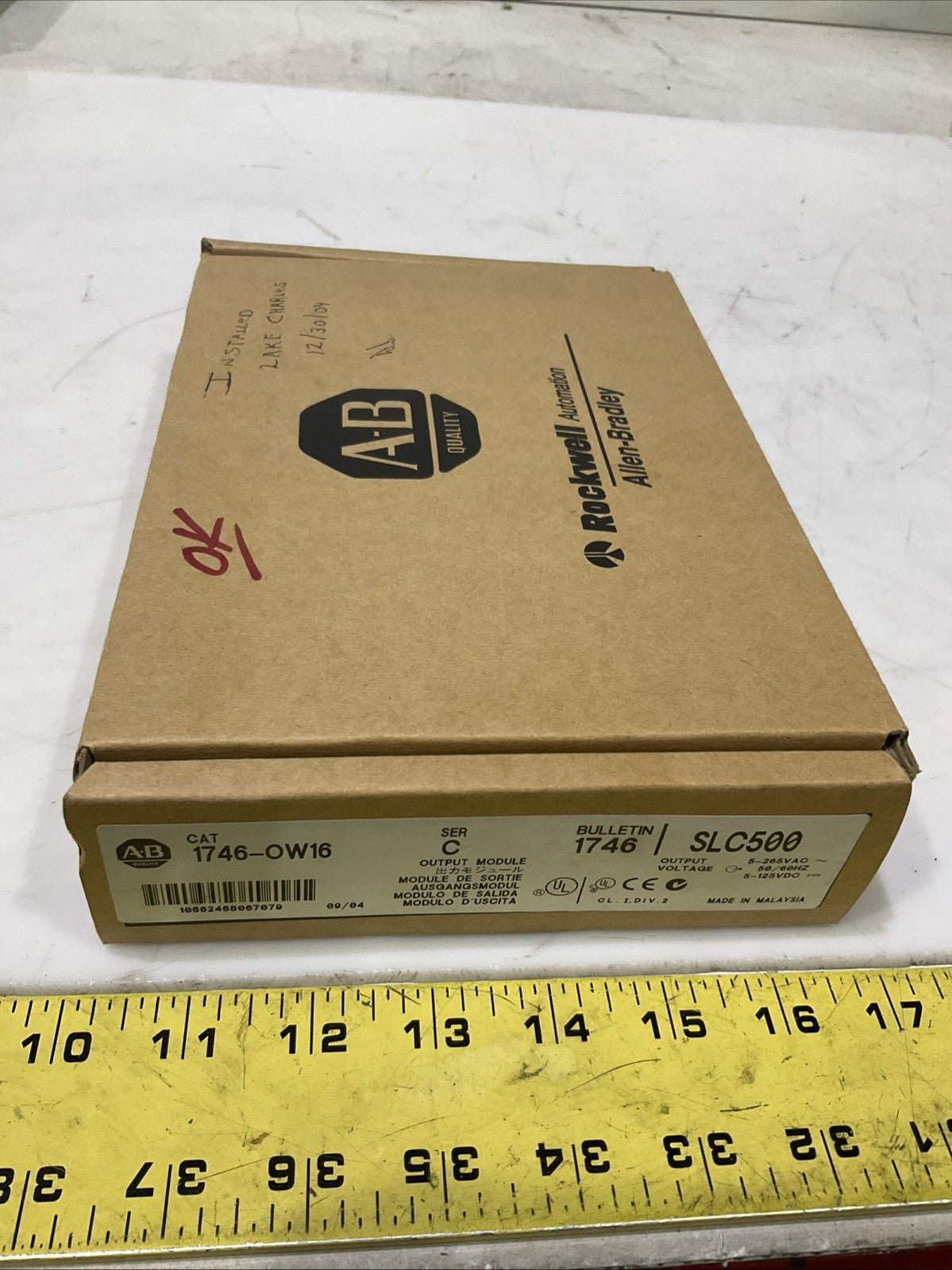 A-B -CAT   1746-OW16    SLC500  SER-C   I/0  OUTPUT MODULE  B9S