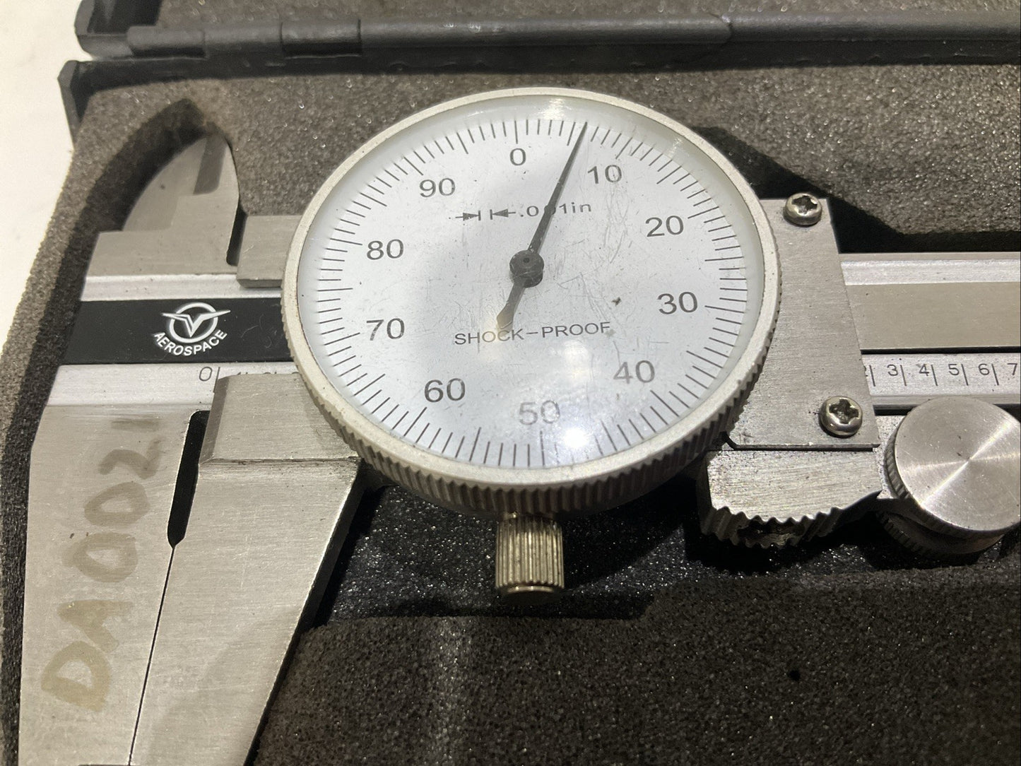 AEROSPACE SHOCKPROOF SLIDE DIAL CALIPER 6 -.001 MACHINIST PRECISION TOOL T2M