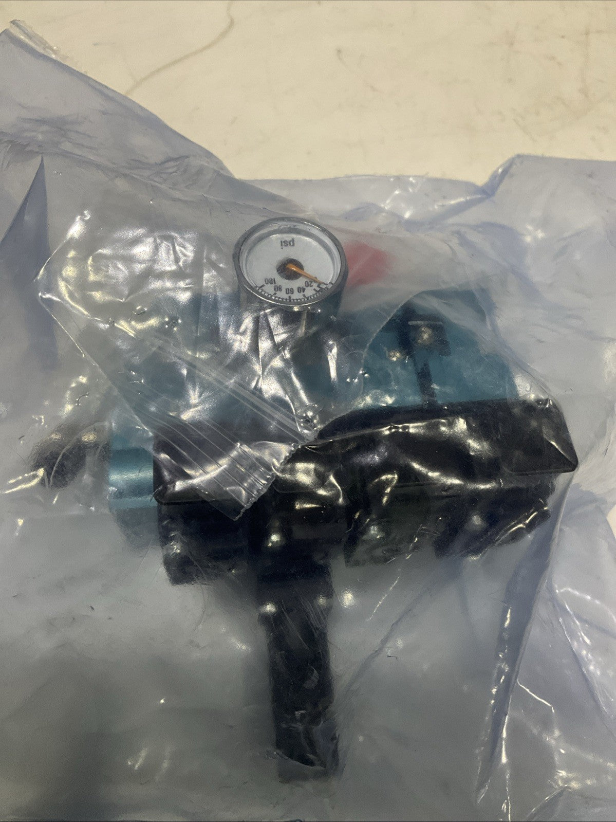 MAC  45A-LAC-DDAJ-1KG   4WAYS  2POSITION PNEUMATIC POPPET  SOLENOID  VALVE 24VDC