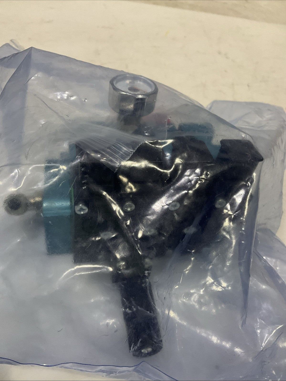 MAC  45A-LAC-DDAJ-1KG   4WAYS  2POSITION PNEUMATIC POPPET  SOLENOID  VALVE 24VDC