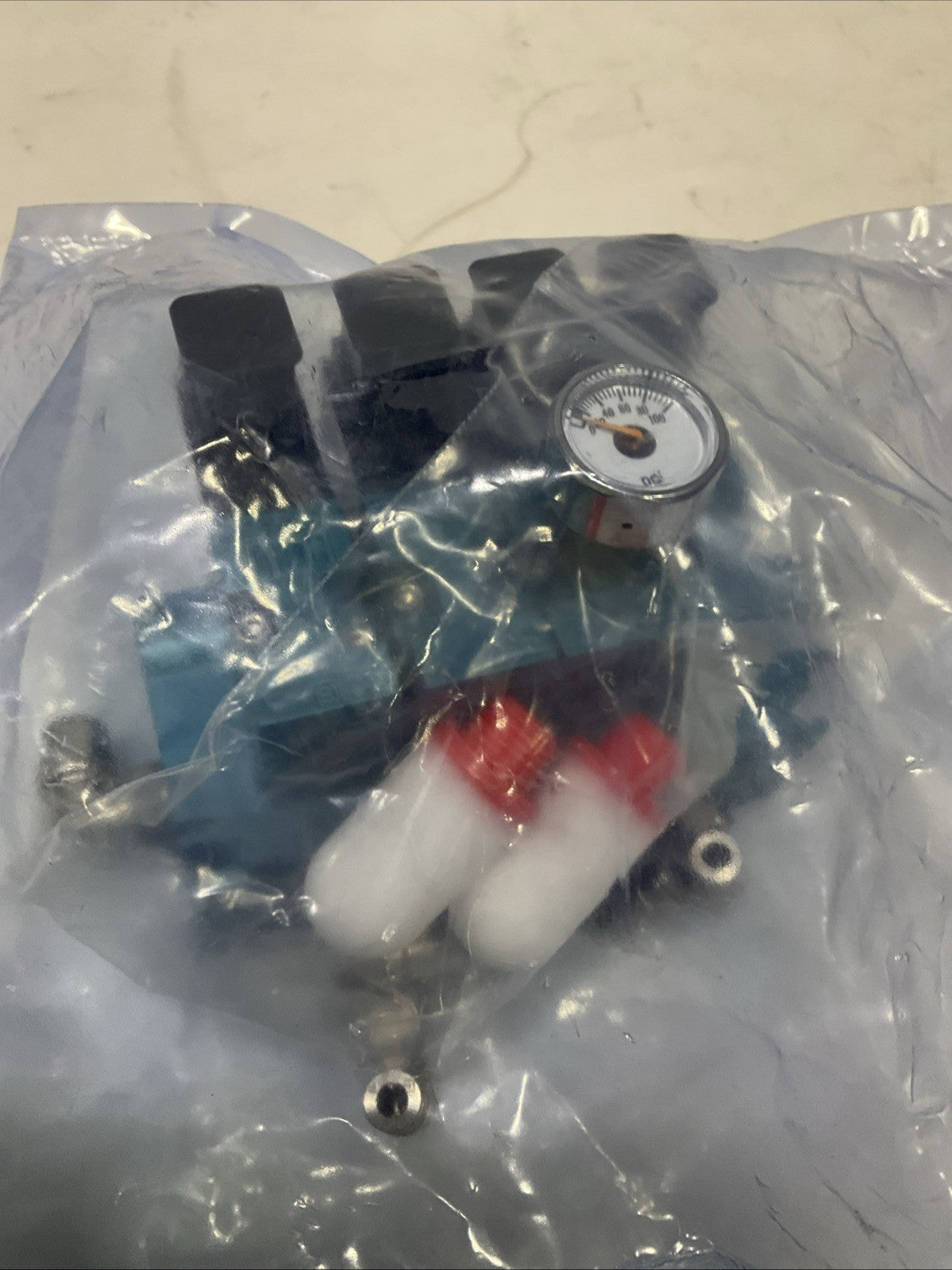 MAC  45A-LAC-DDAJ-1KG   4WAYS  2POSITION PNEUMATIC POPPET  SOLENOID  VALVE 24VDC
