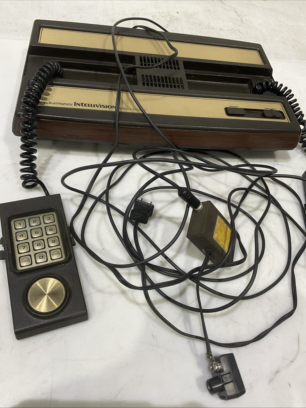 INTELLIVISION   2609  MATTEL  ELECTRONIC GAME  VIDEO  CONSOLA  WITH 12  GAMES