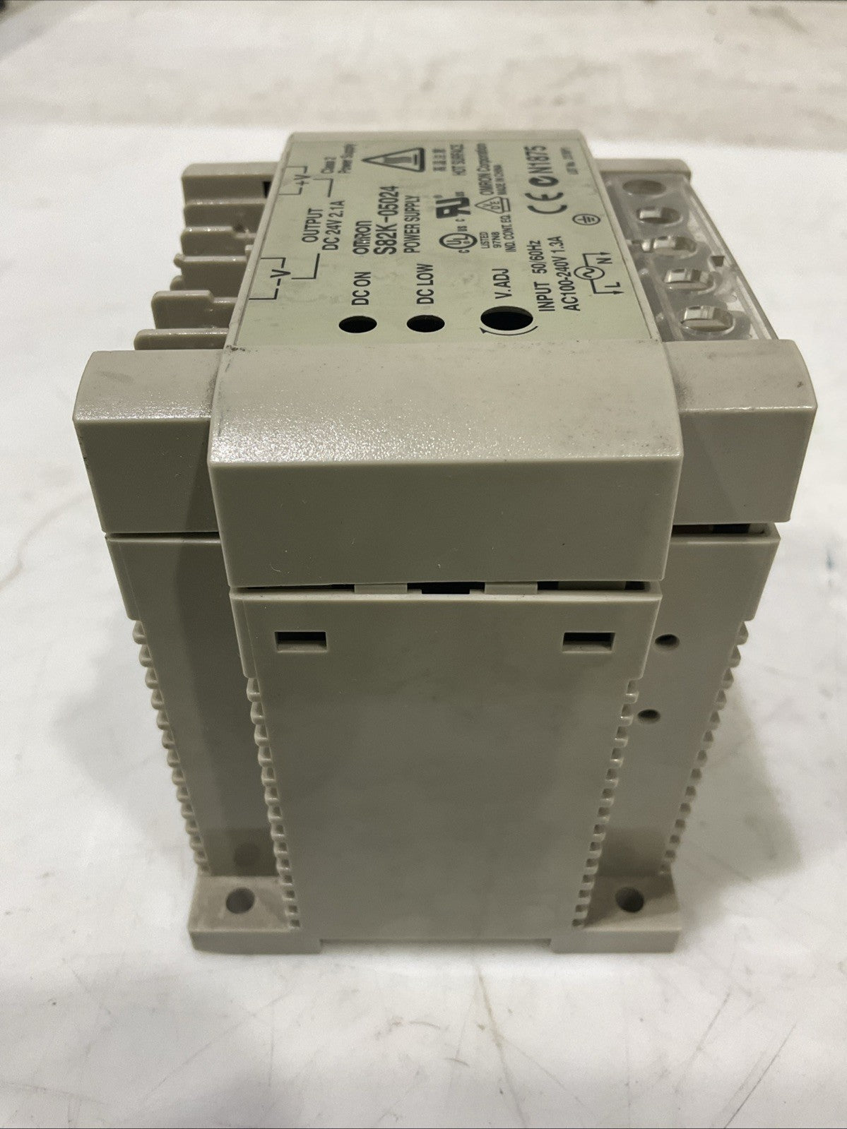 OMRON S82K-05024  POWER  SUPPLY  50/60HZ