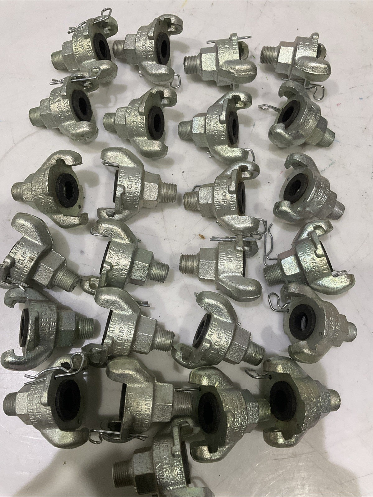 DIXON   AMB  AIR KING  RIGHT  CONNECTION  LOT  OF   25