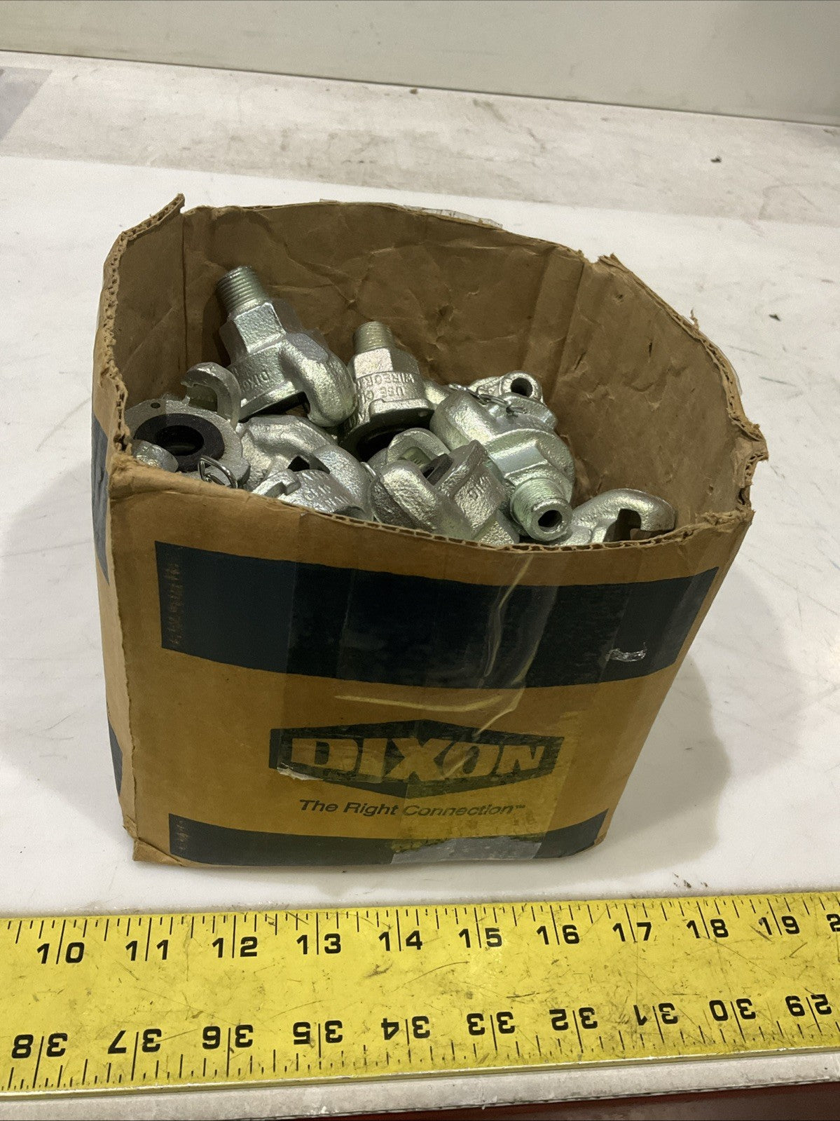 DIXON   AMB  AIR KING  RIGHT  CONNECTION  LOT  OF   25