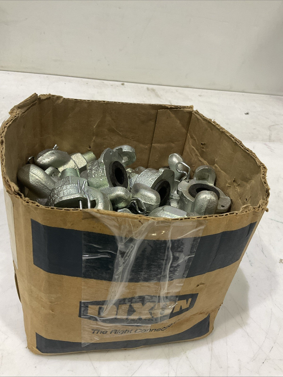 DIXON   AMB  AIR KING  RIGHT  CONNECTION  LOT  OF   25