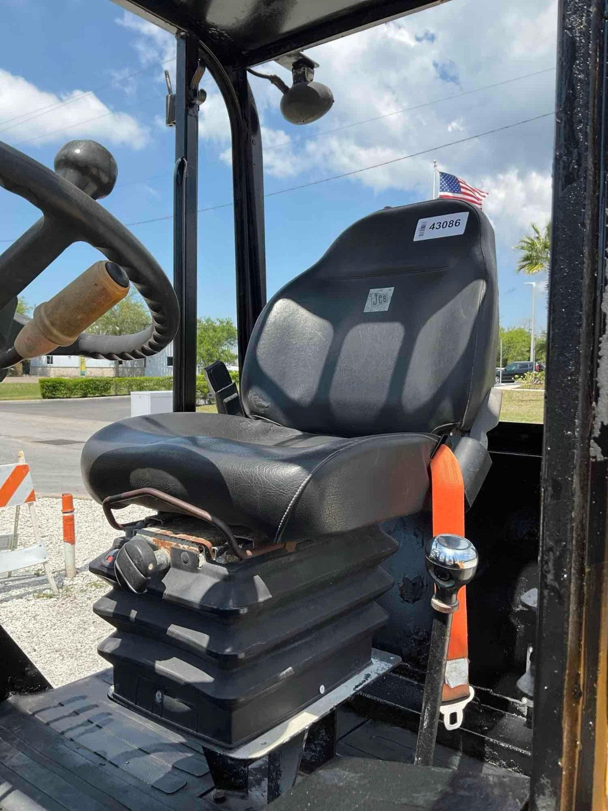2018' JCB 930, 6,000# Rough Terrain Forklift, Diesel, 3 Stage Mast